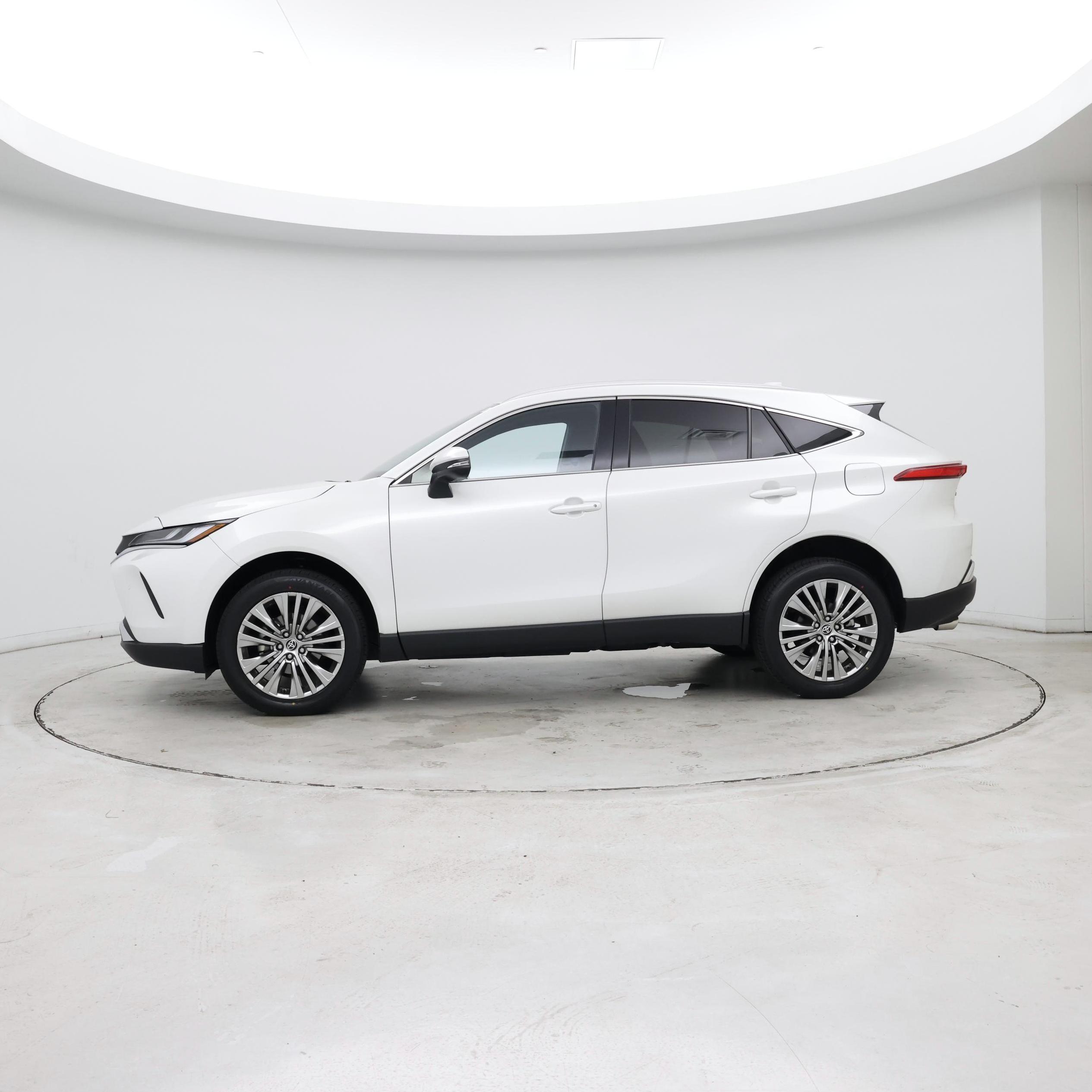 Thumbnail: 2024 Toyota Venza - 2
