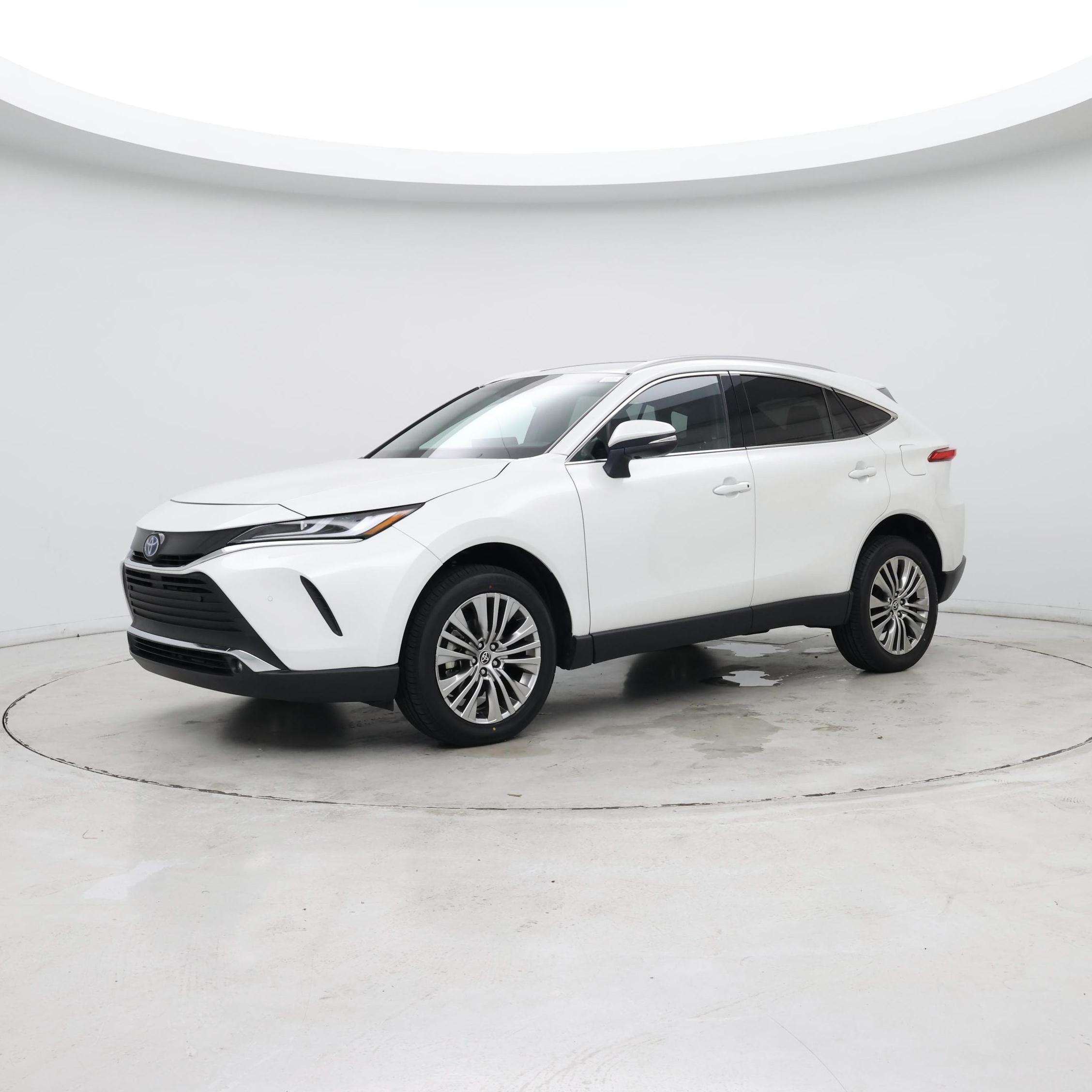 Thumbnail: 2024 Toyota Venza - 3
