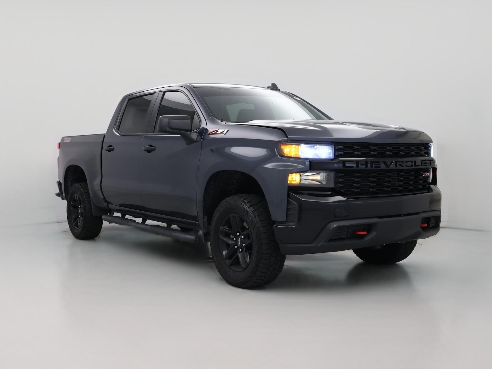 Bed Liner & Tow Hitch