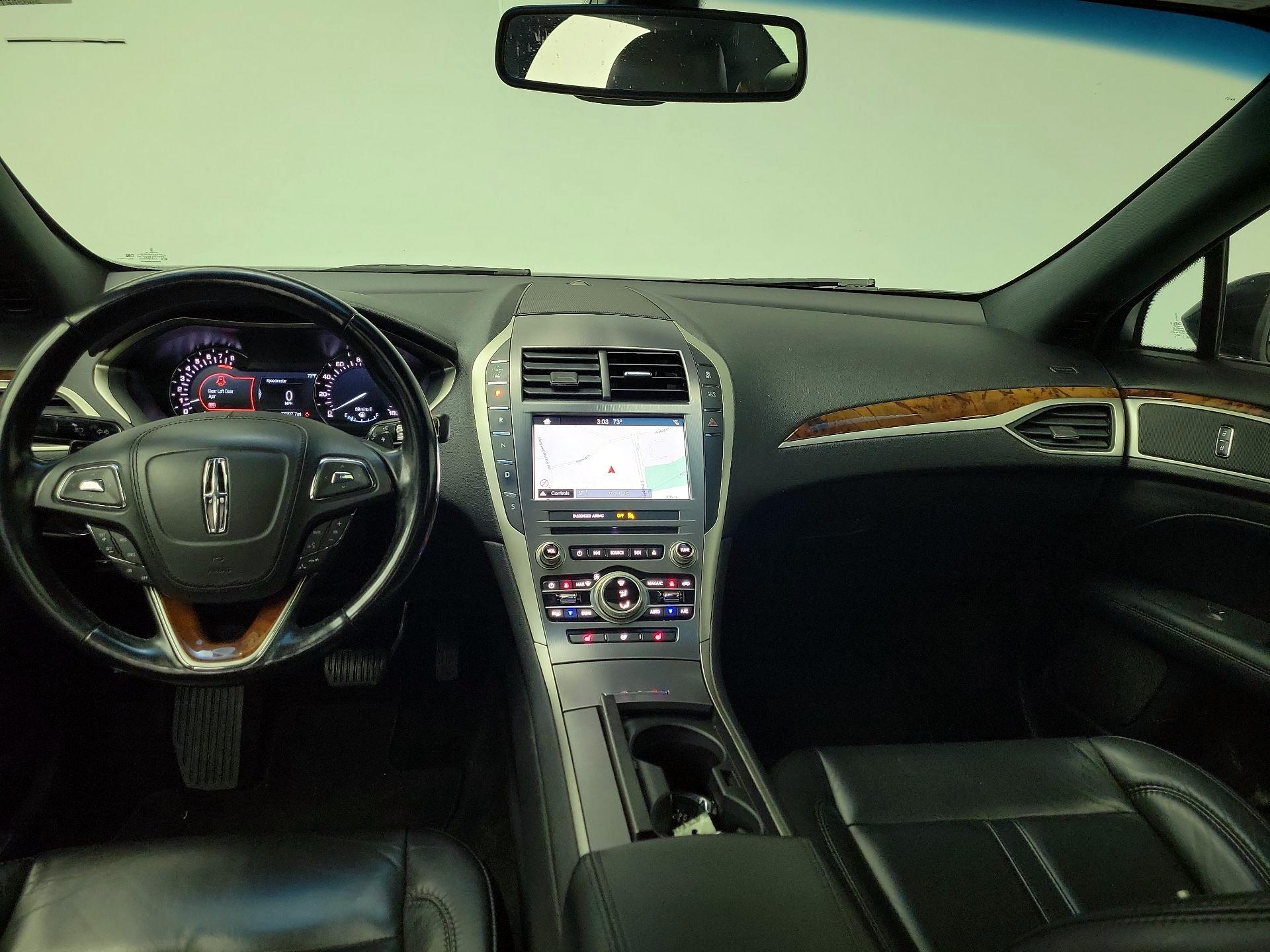 Thumbnail: 2017 Lincoln MKZ - 9