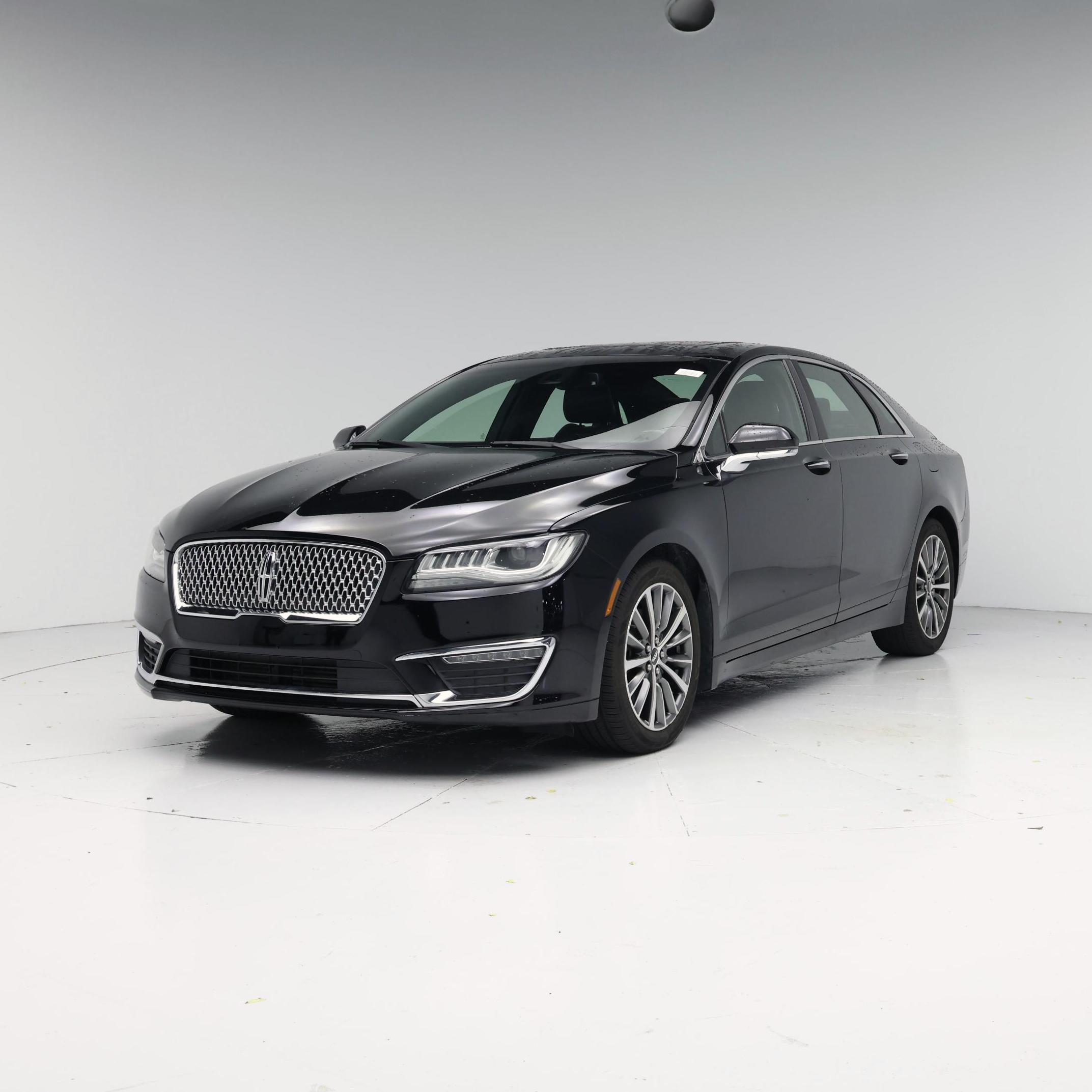 Thumbnail: 2017 Lincoln MKZ - 4