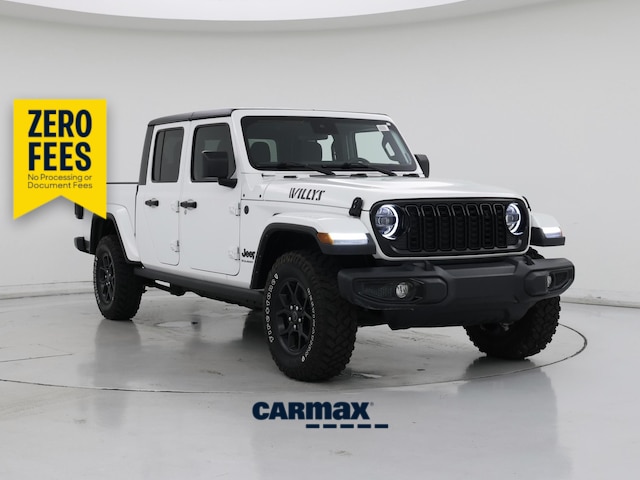 White 2024 Jeep Gladiator Pickup Truck Four-Wheel Drive 8-Speed Automatic
