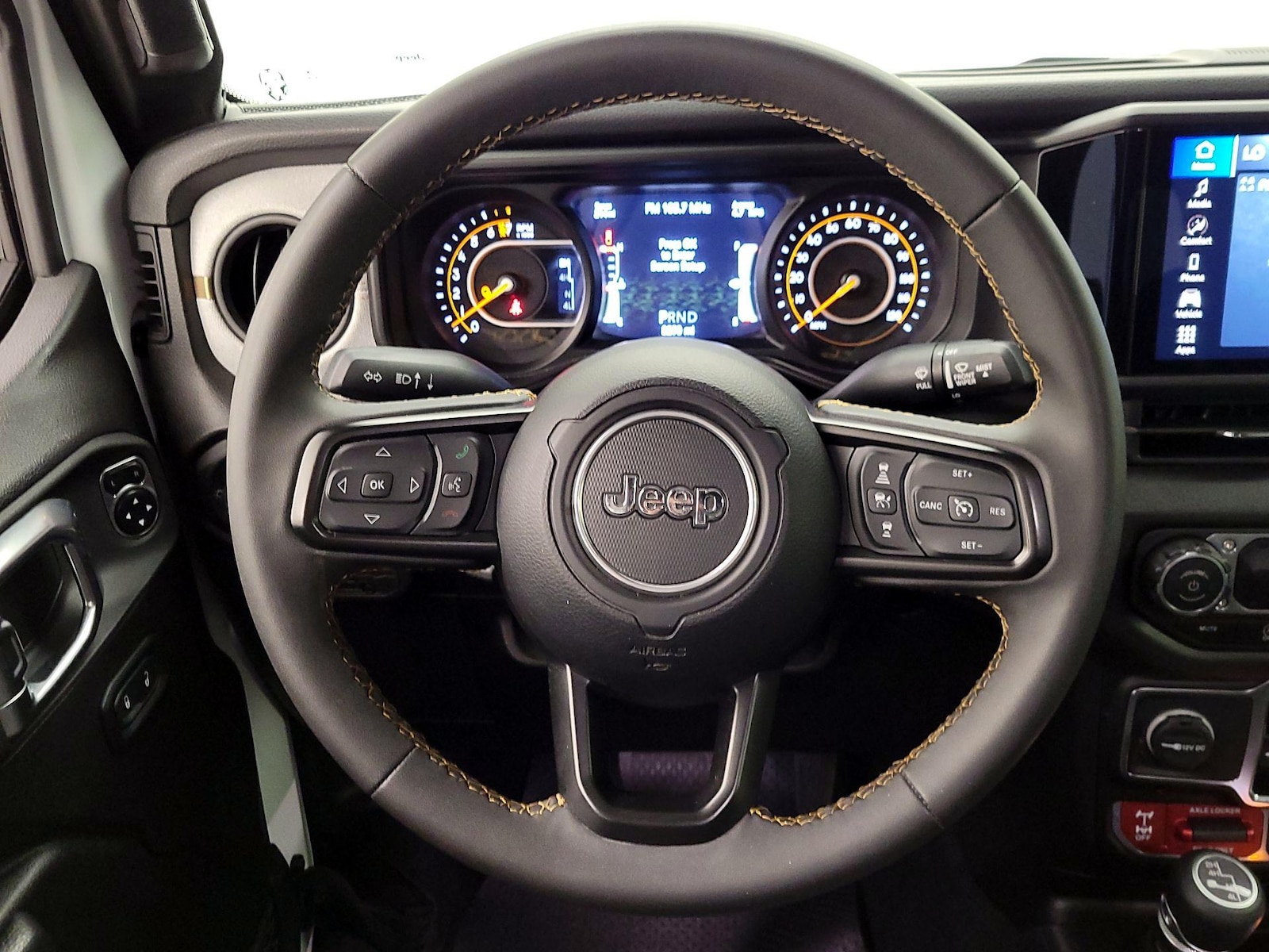 2024 Jeep Gladiator Willys - Photo 11