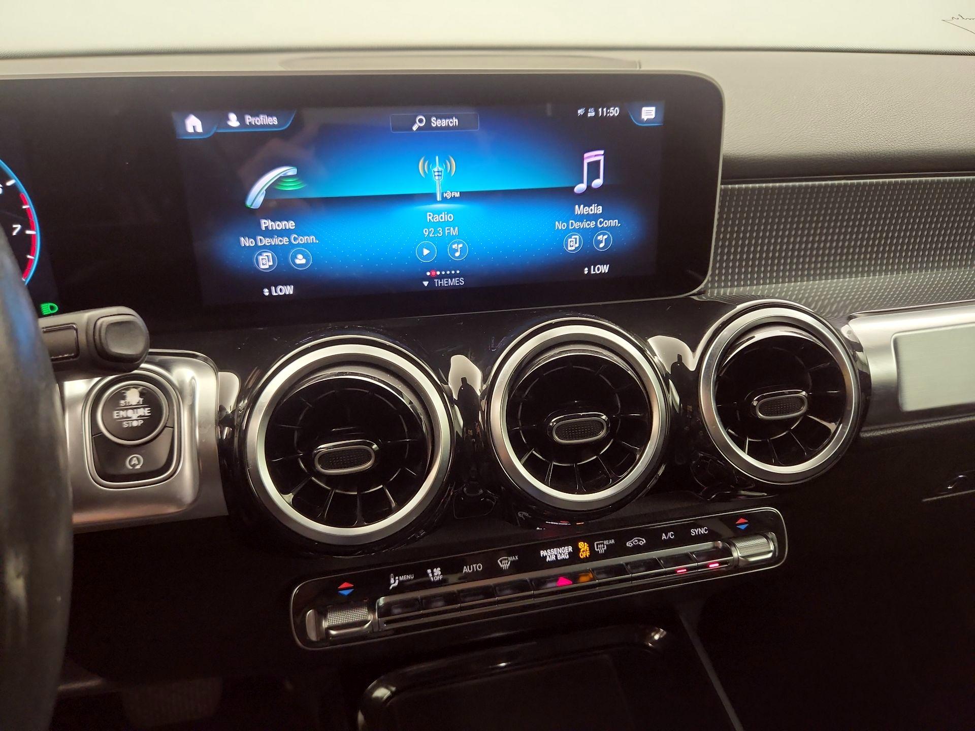 Thumbnail: 2020 Mercedes-Benz GLB - 14