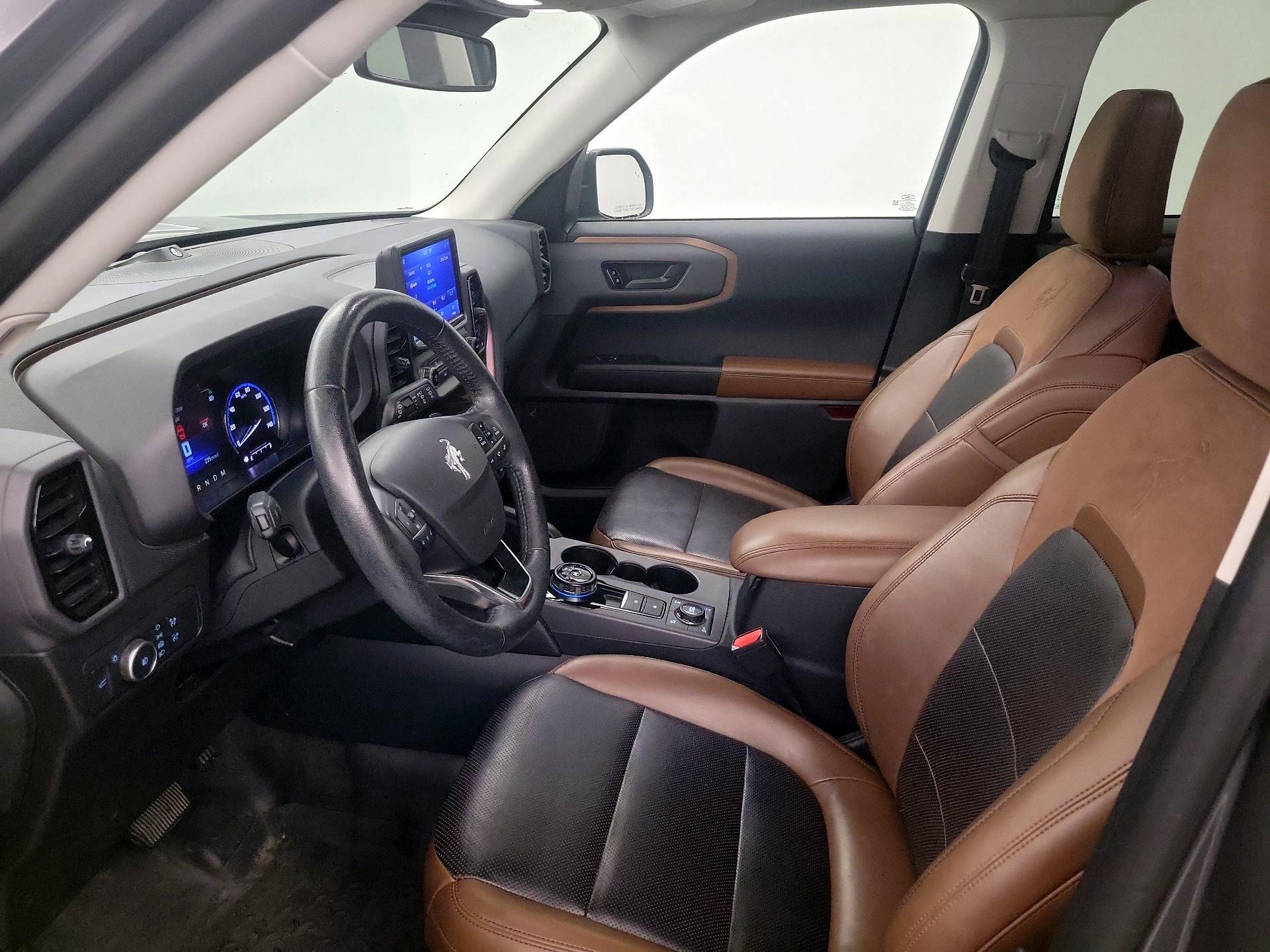 Thumbnail: 2021 Ford Bronco Sport - 11