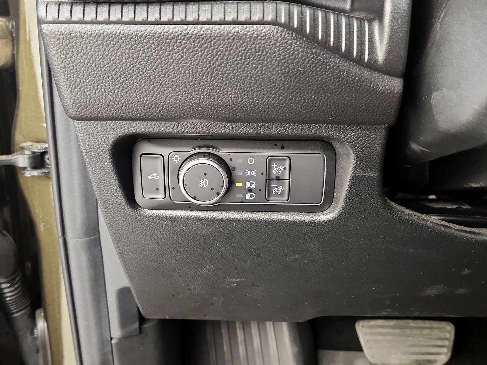 2025 Ford Ranger Raptor - Photo 14