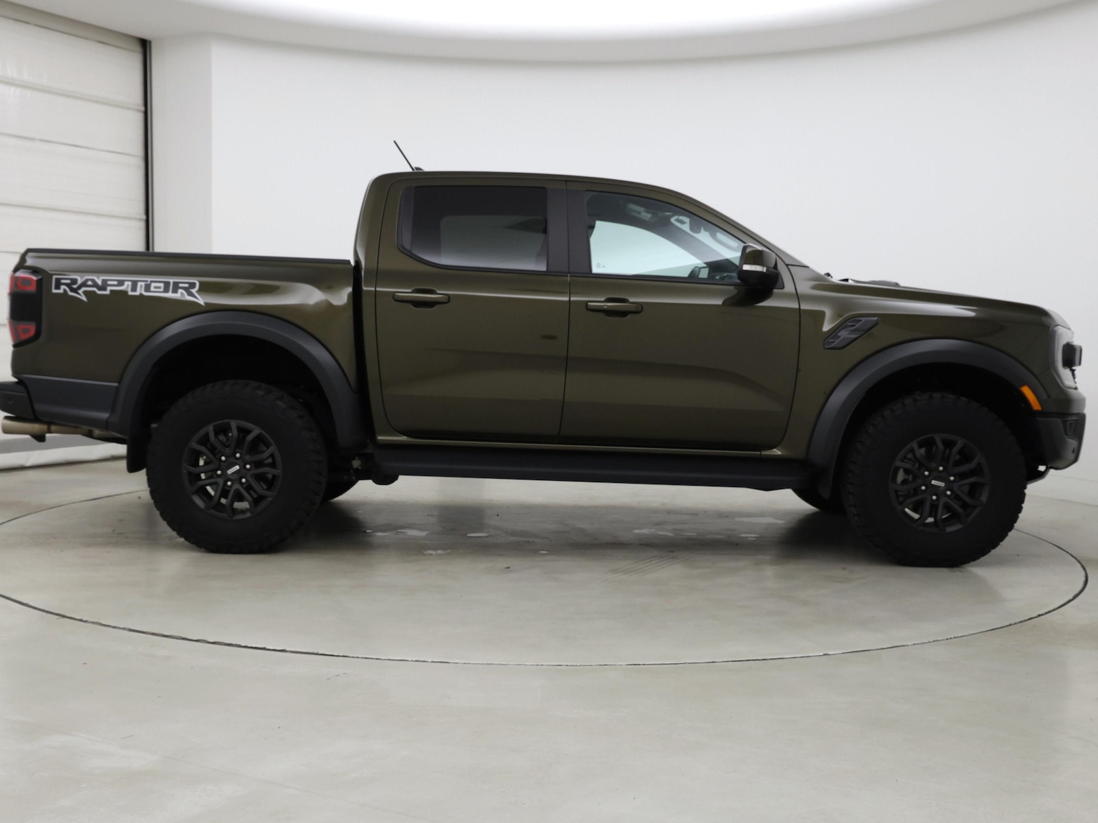 2025 Ford Ranger Raptor - Photo 8