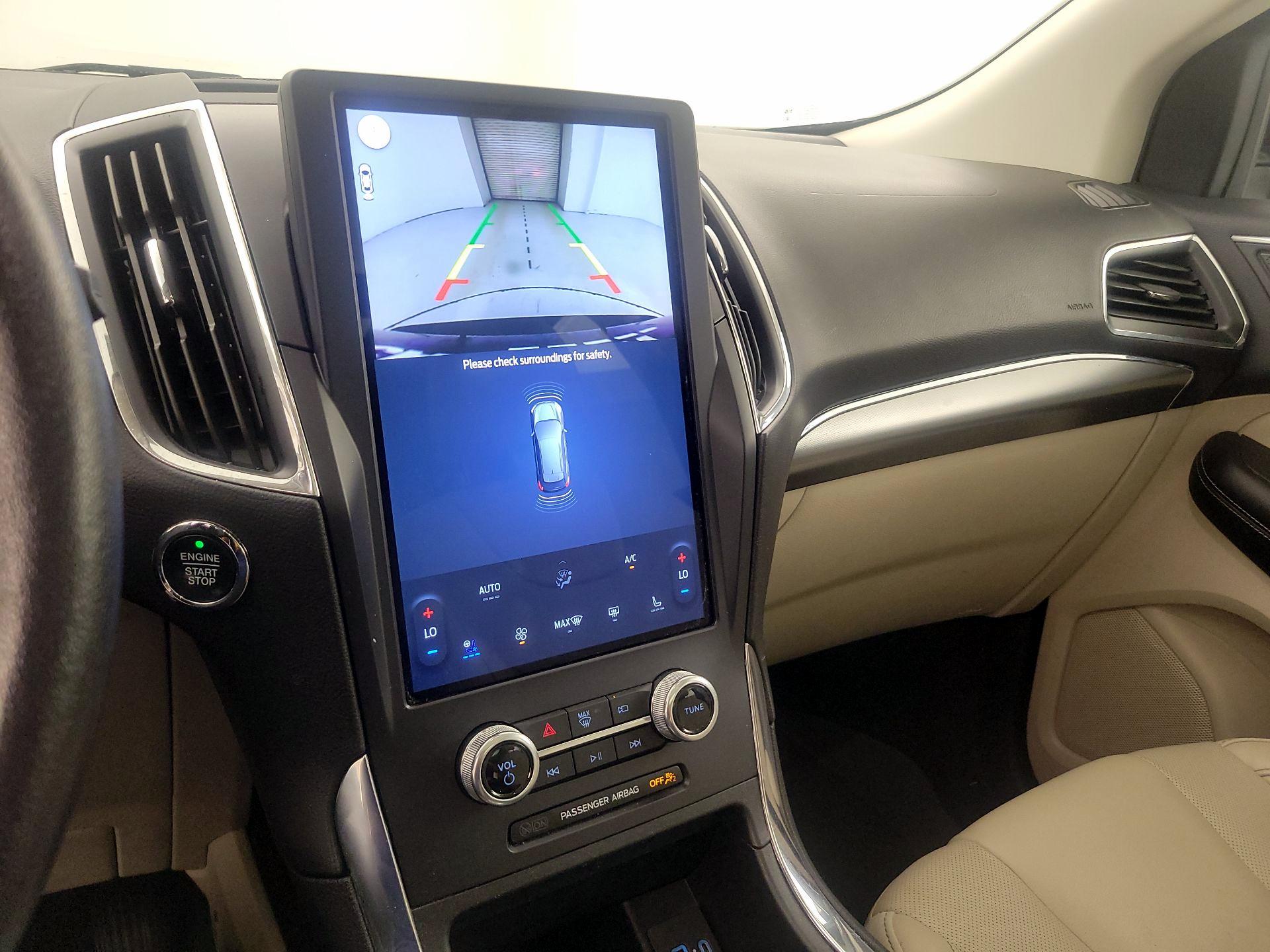 Thumbnail: 2022 Ford Edge - 15