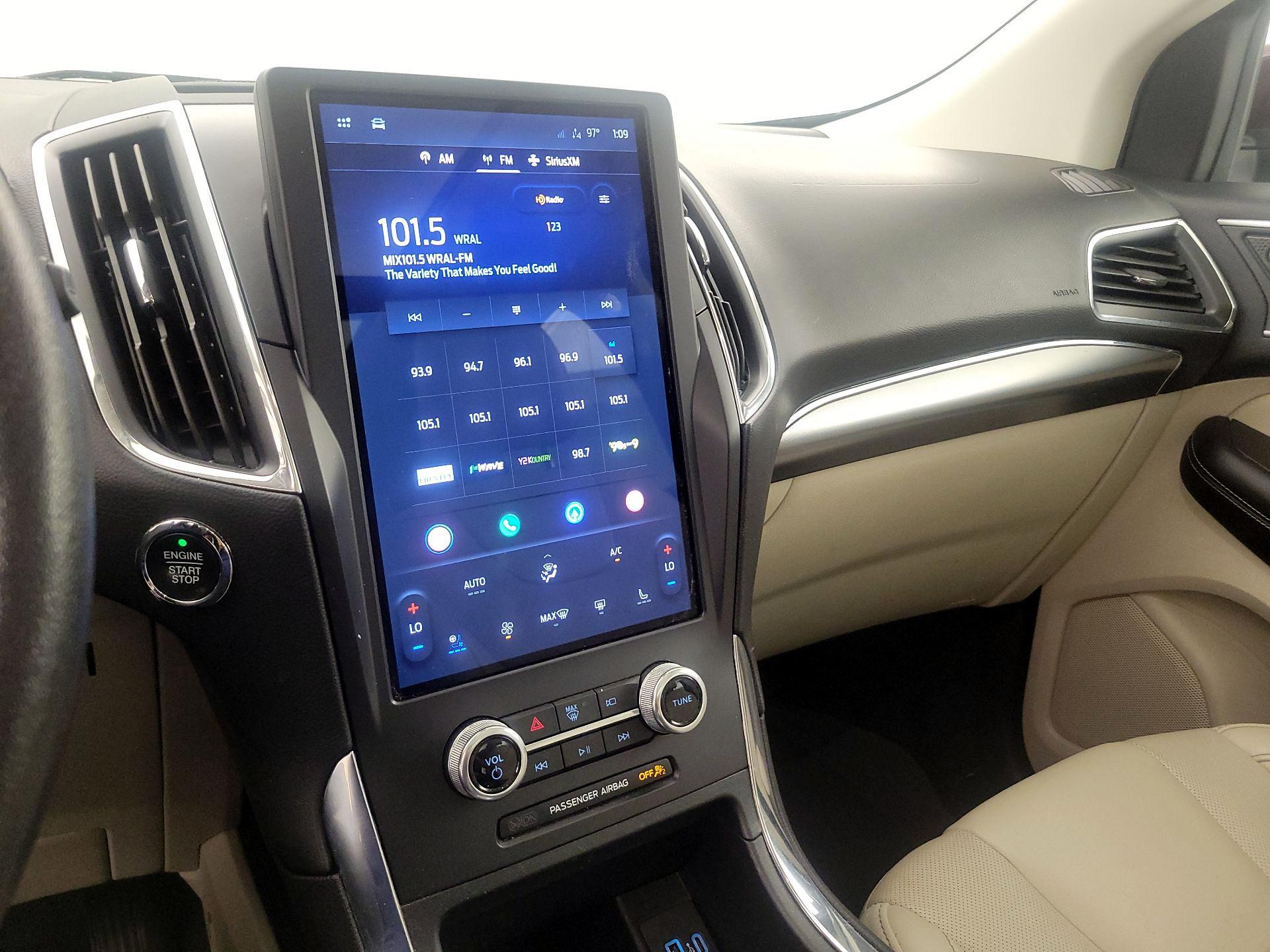 Thumbnail: 2022 Ford Edge - 16