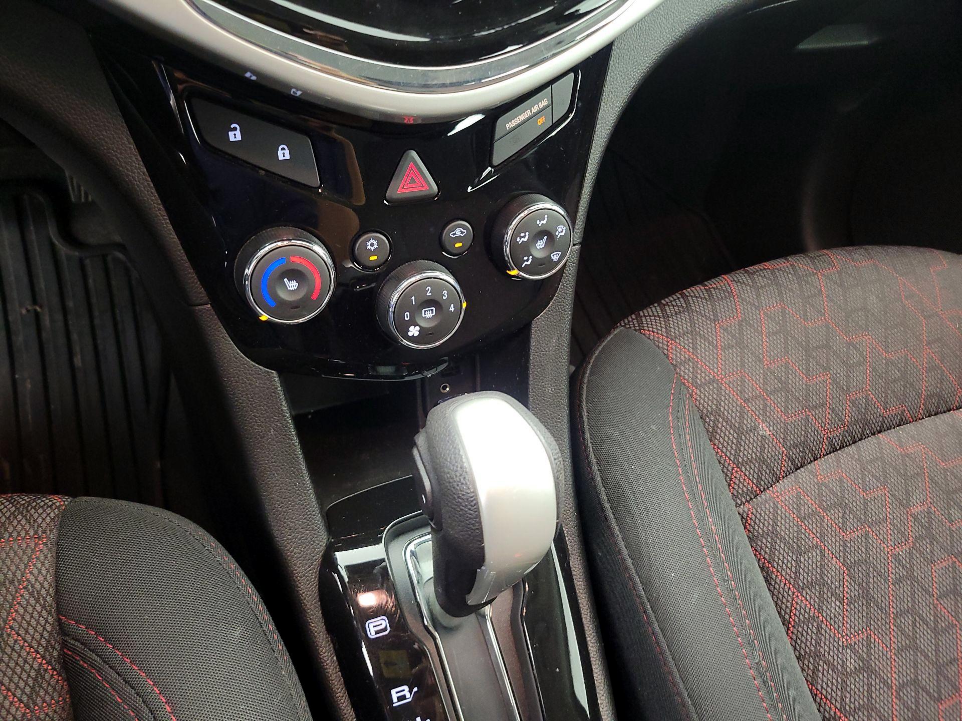 Thumbnail: 2019 Chevrolet Sonic - 16