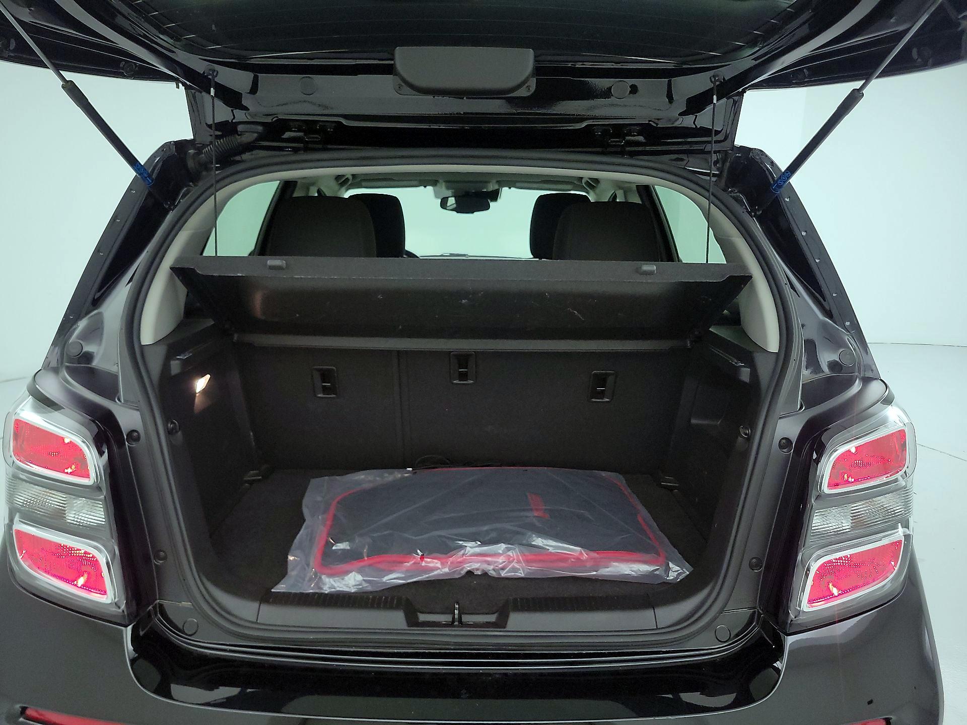 Thumbnail: 2019 Chevrolet Sonic - 20