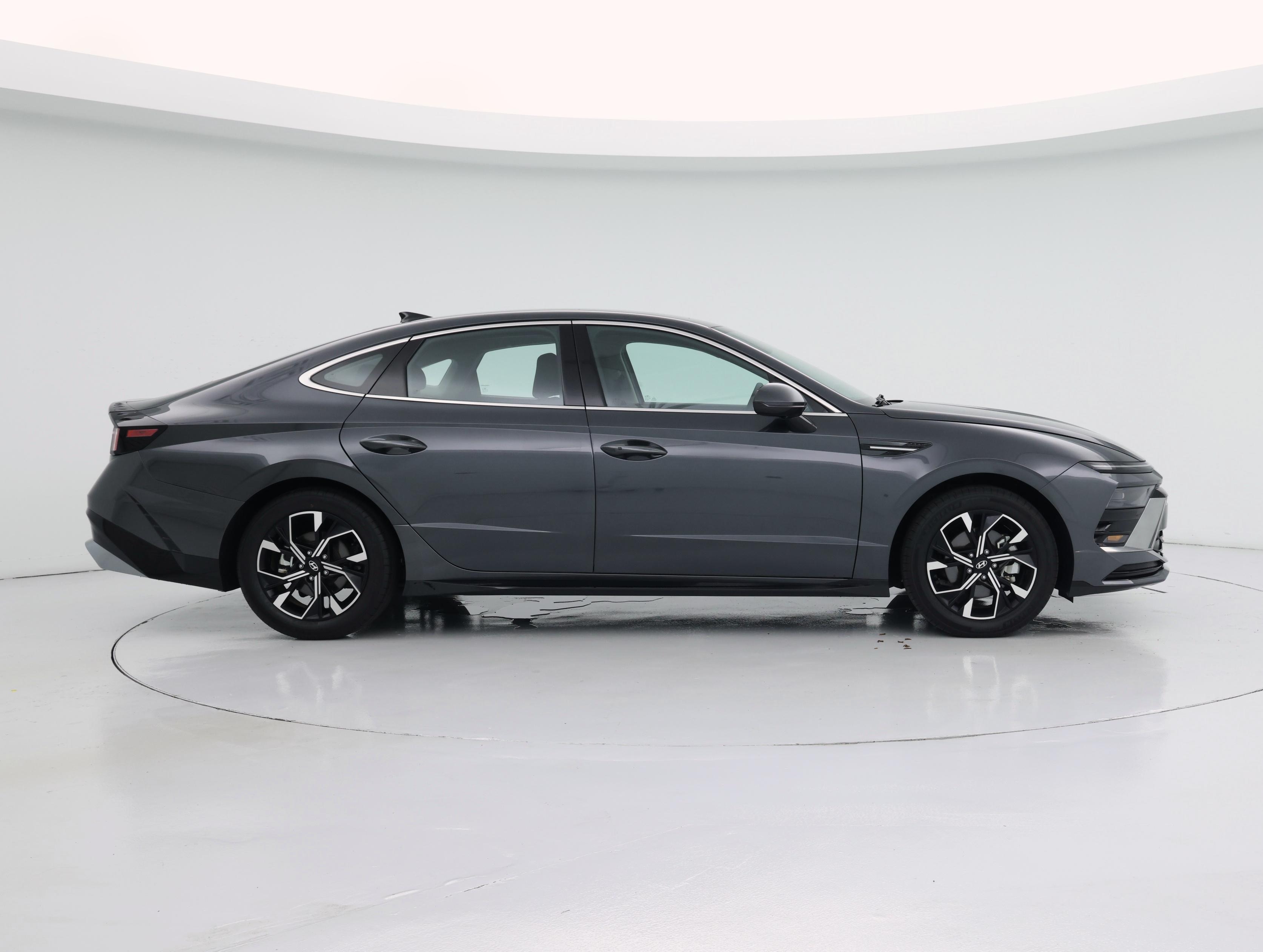 Thumbnail: 2024 Hyundai Sonata - 7