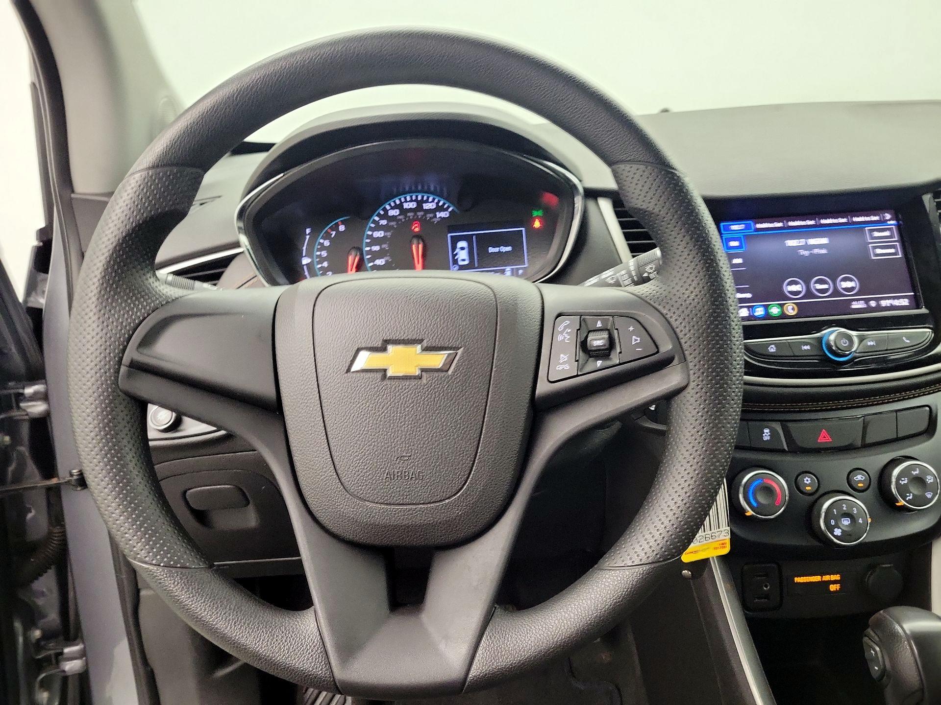 Thumbnail: 2020 Chevrolet Trax - 10