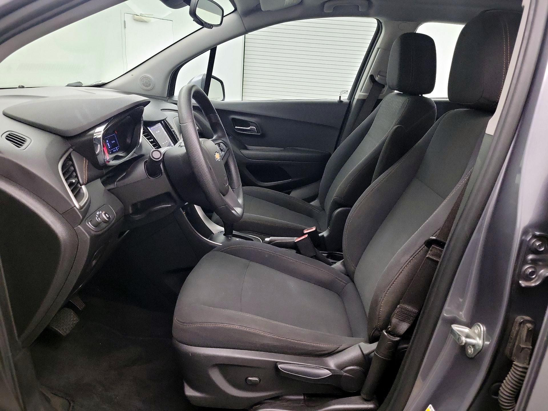 Thumbnail: 2020 Chevrolet Trax - 11