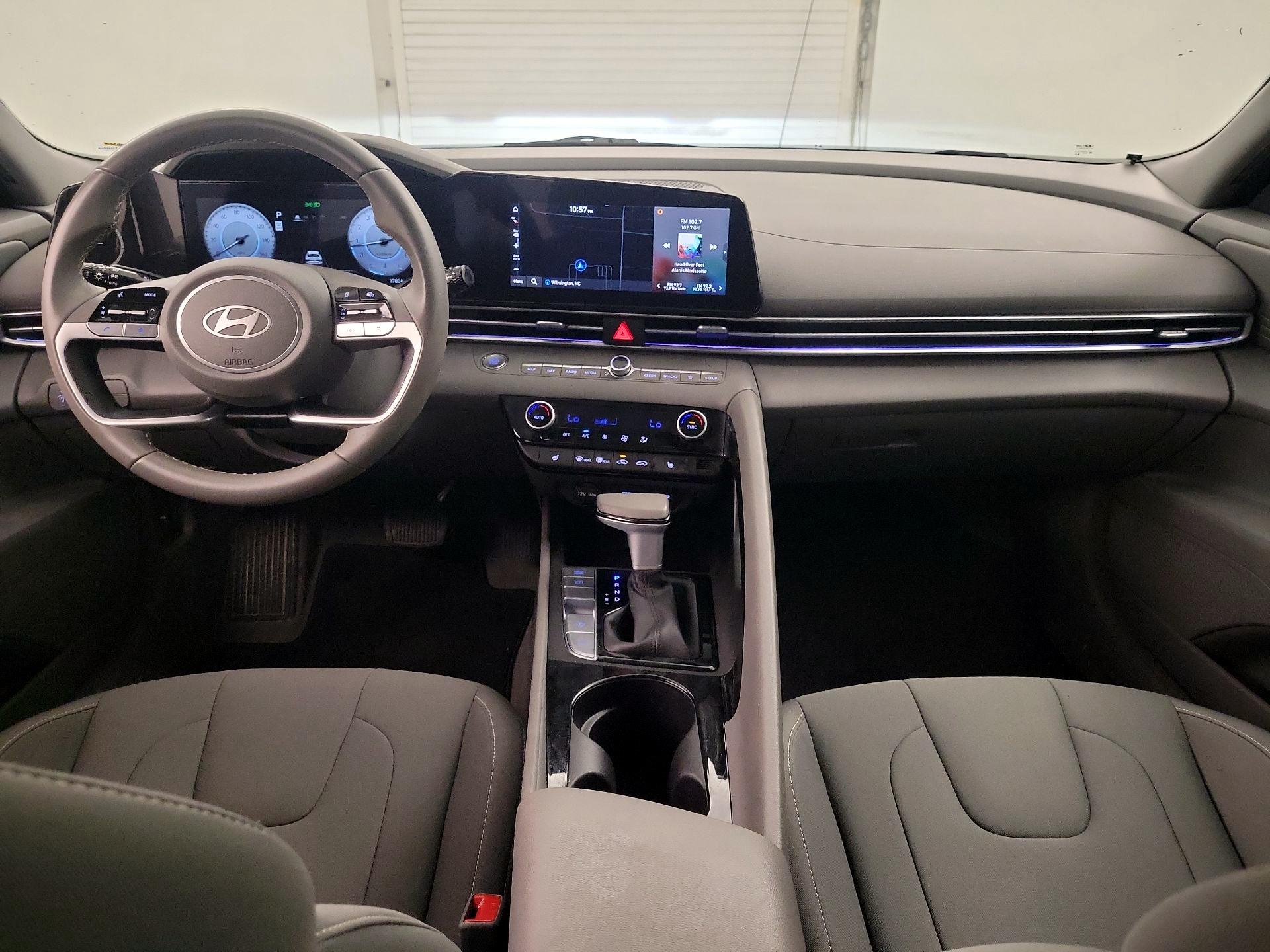 Thumbnail: 2024 Hyundai Elantra - 9