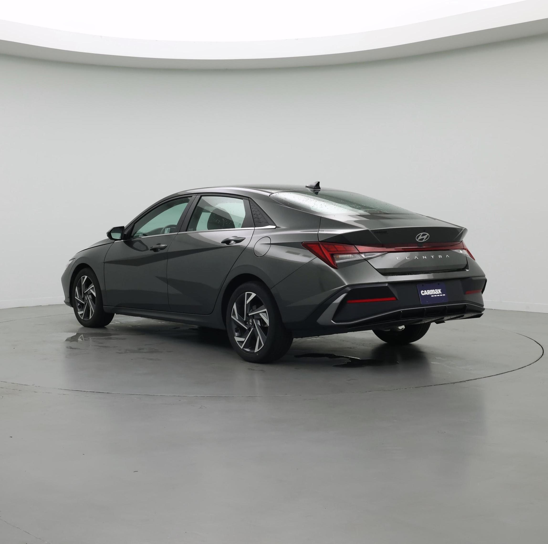 Thumbnail: 2024 Hyundai Elantra - 2