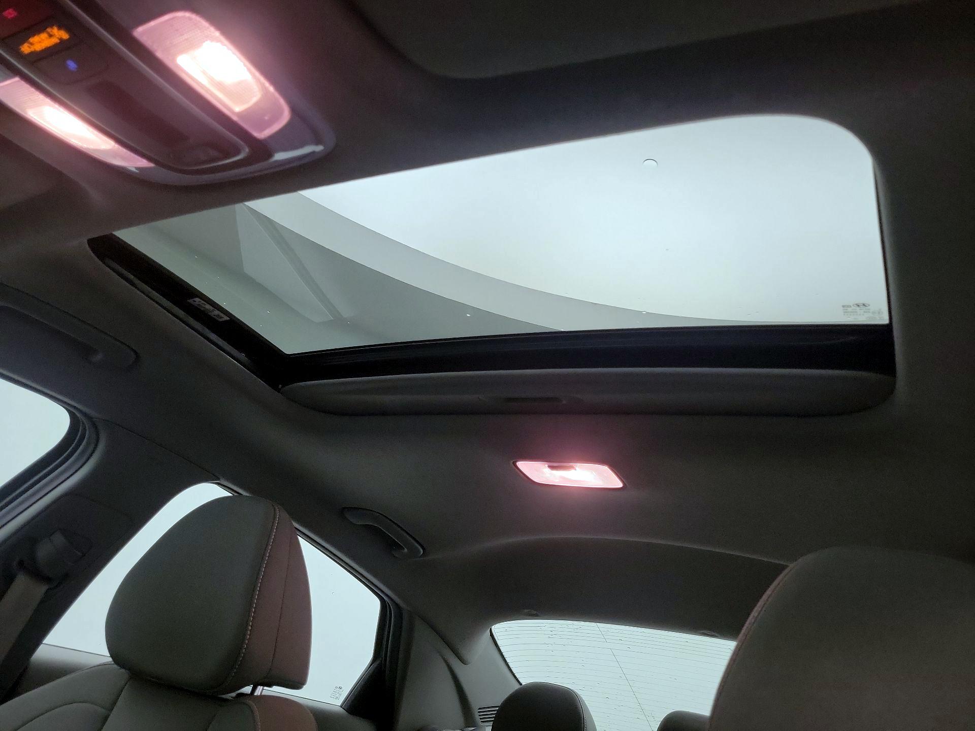 Thumbnail: 2024 Hyundai Elantra - 20