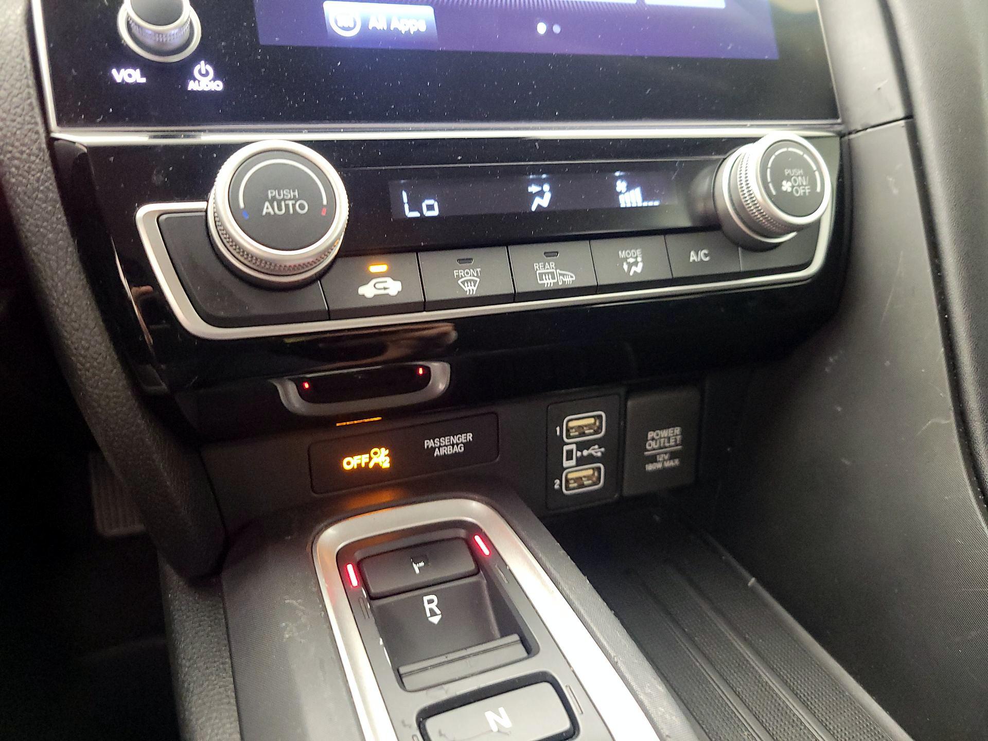 Thumbnail: 2019 Honda Insight - 16