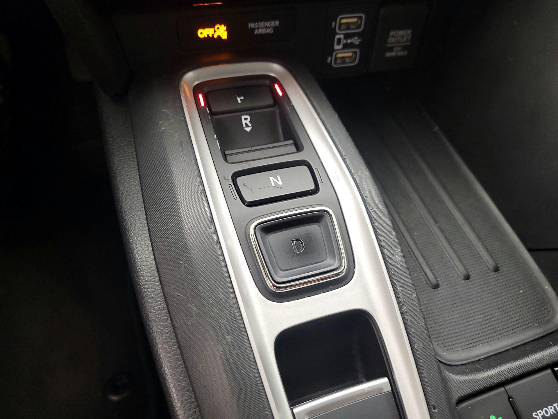 Thumbnail: 2019 Honda Insight - 17