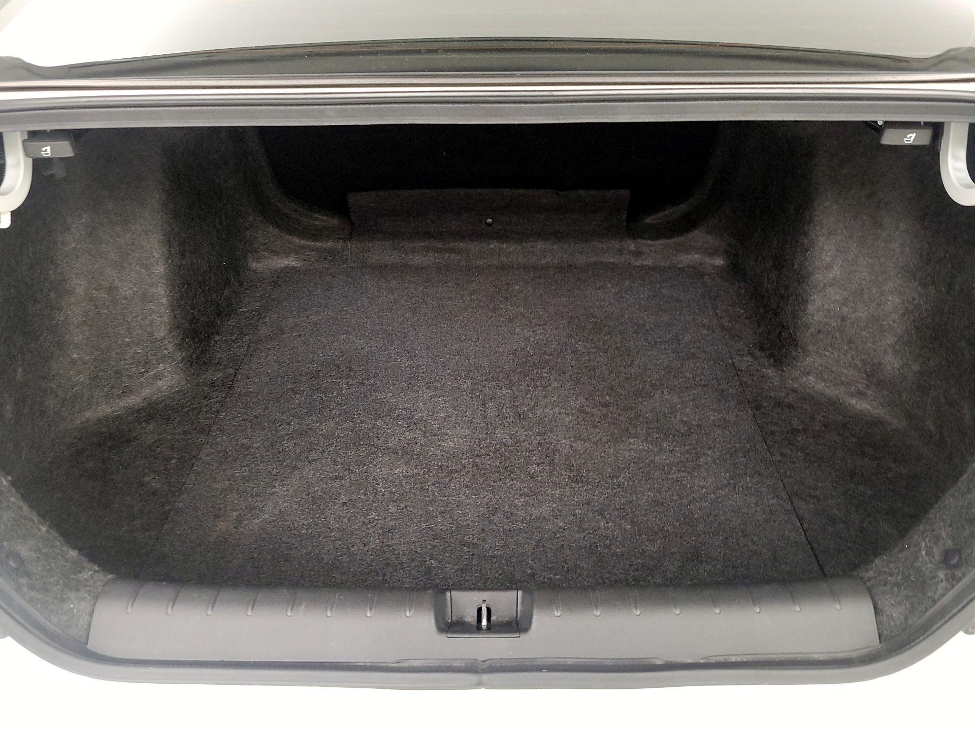 Thumbnail: 2019 Honda Insight - 20
