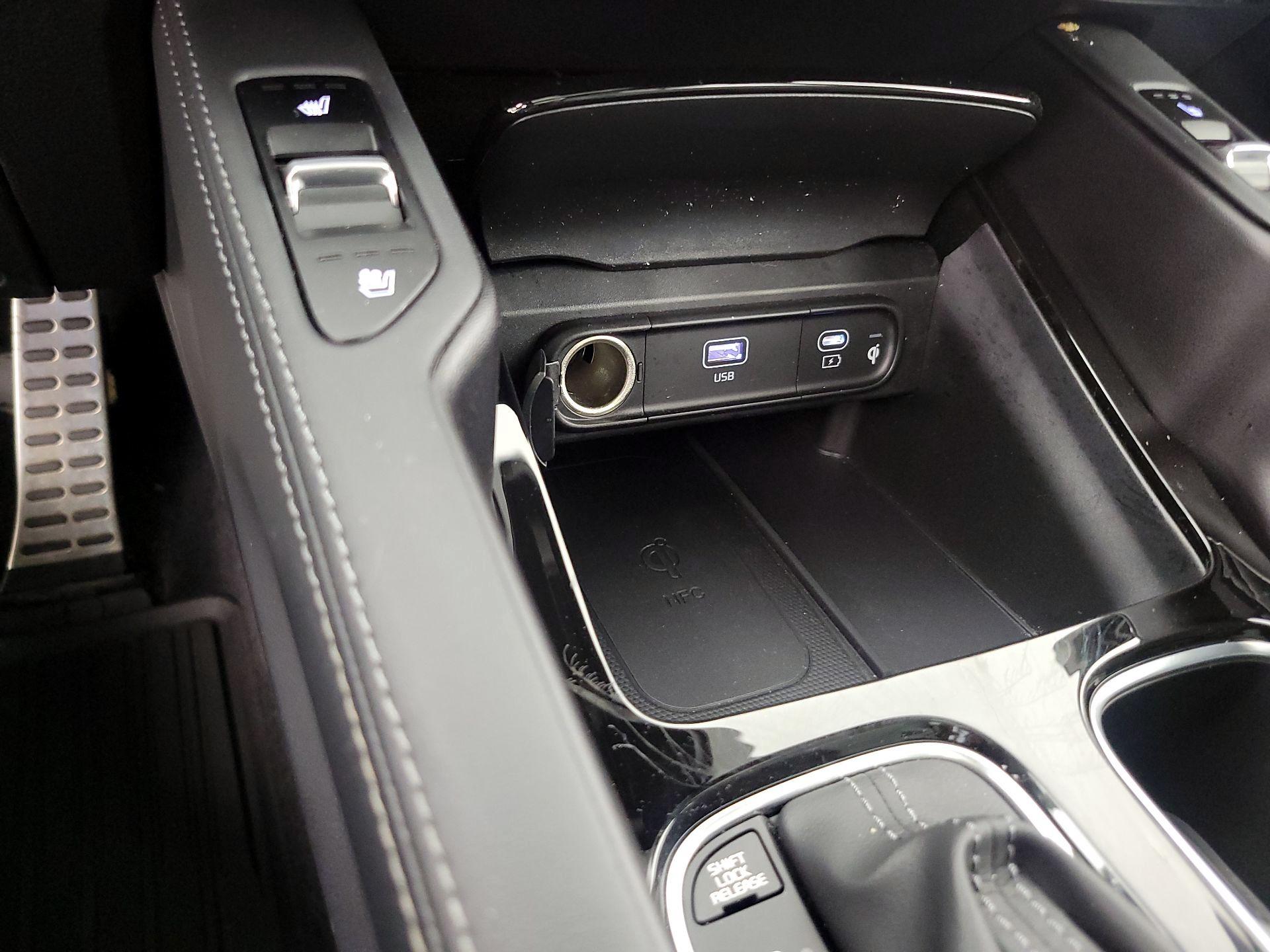 Thumbnail: 2024 Kia Telluride - 19