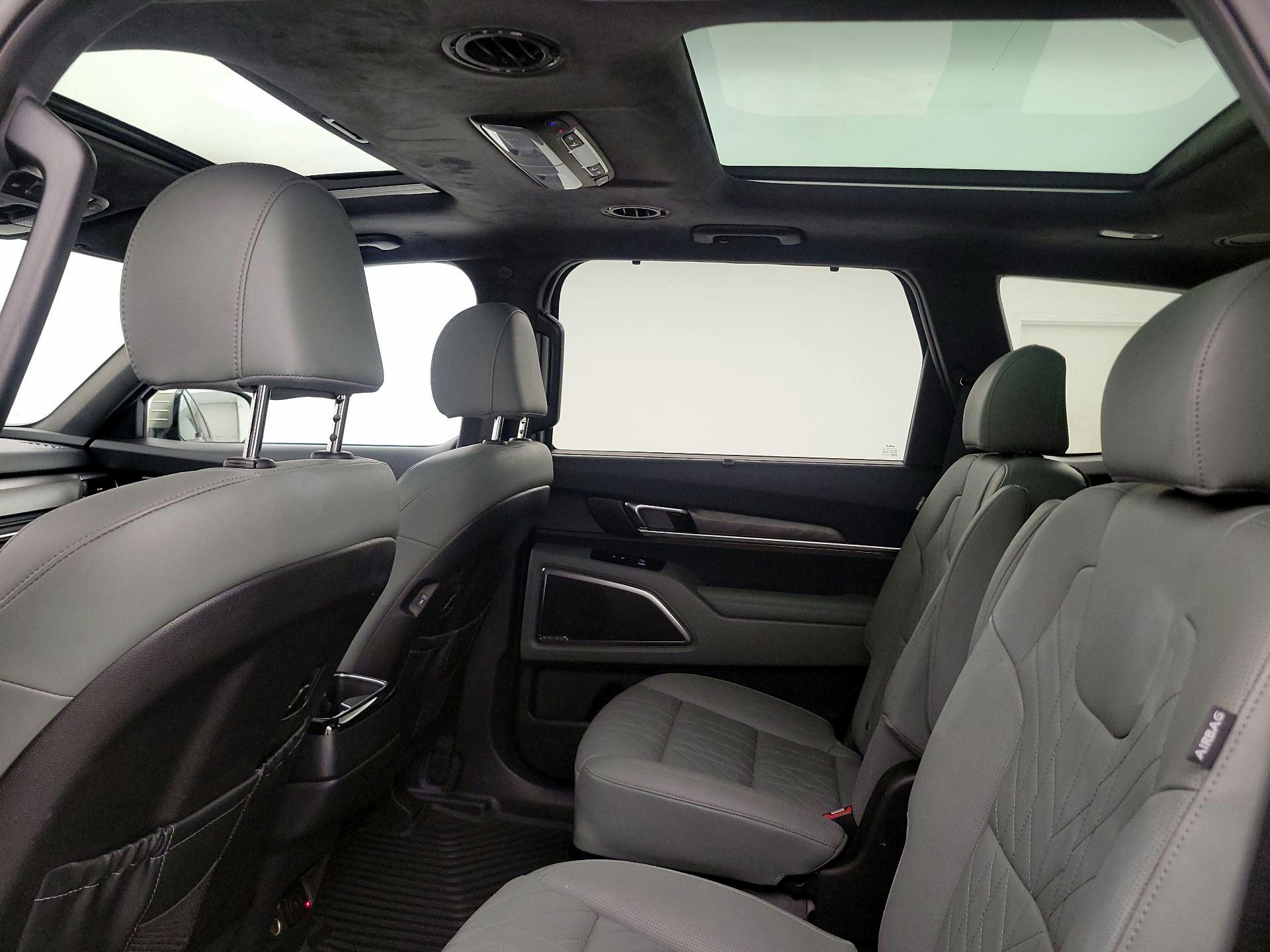 Thumbnail: 2024 Kia Telluride - 20