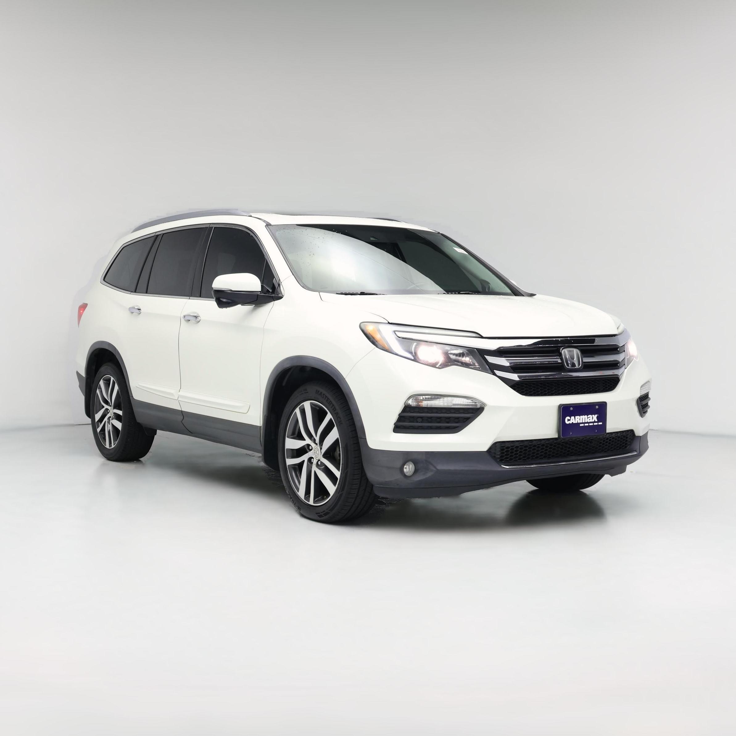 Thumbnail: 2017 Honda Pilot - 1