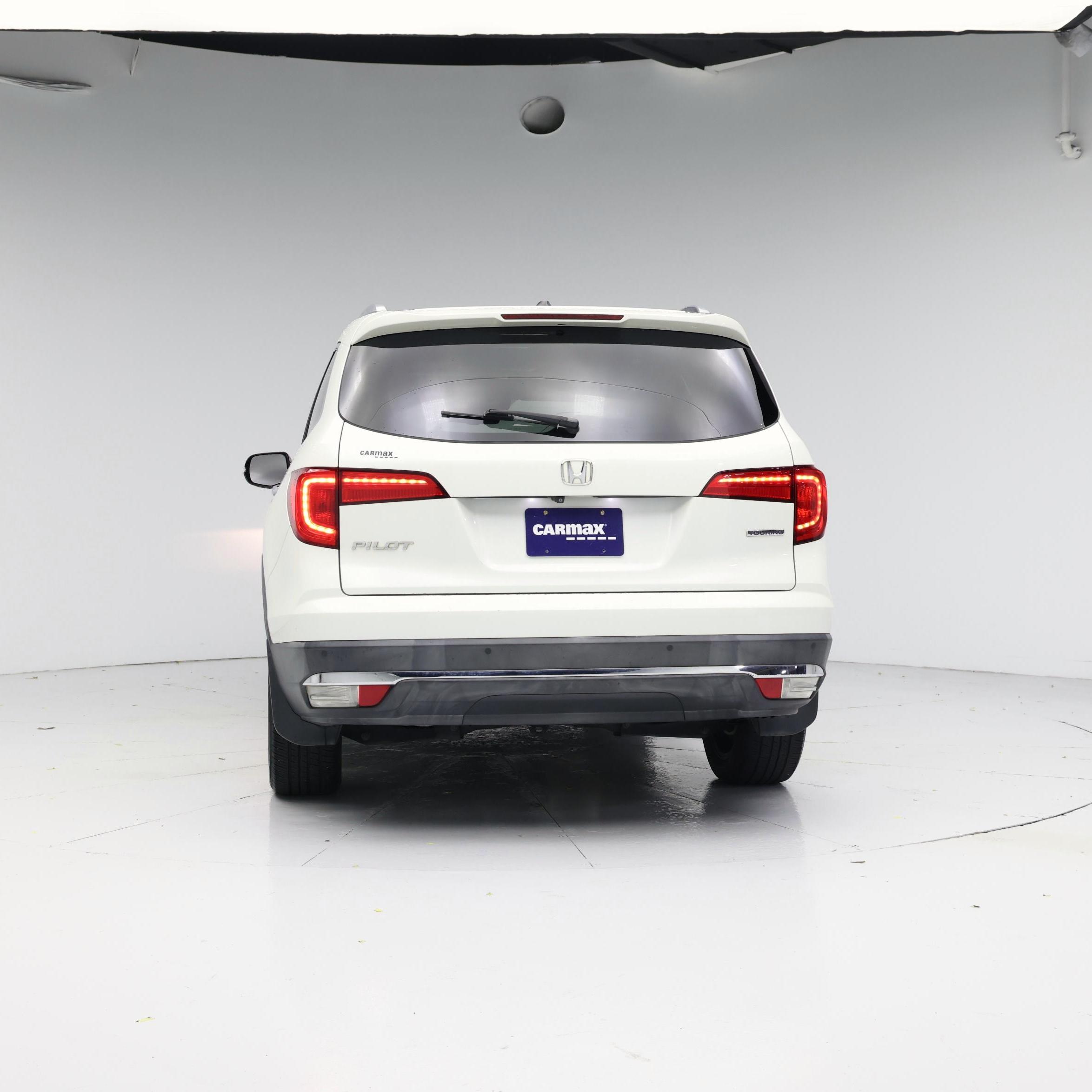 Thumbnail: 2017 Honda Pilot - 6