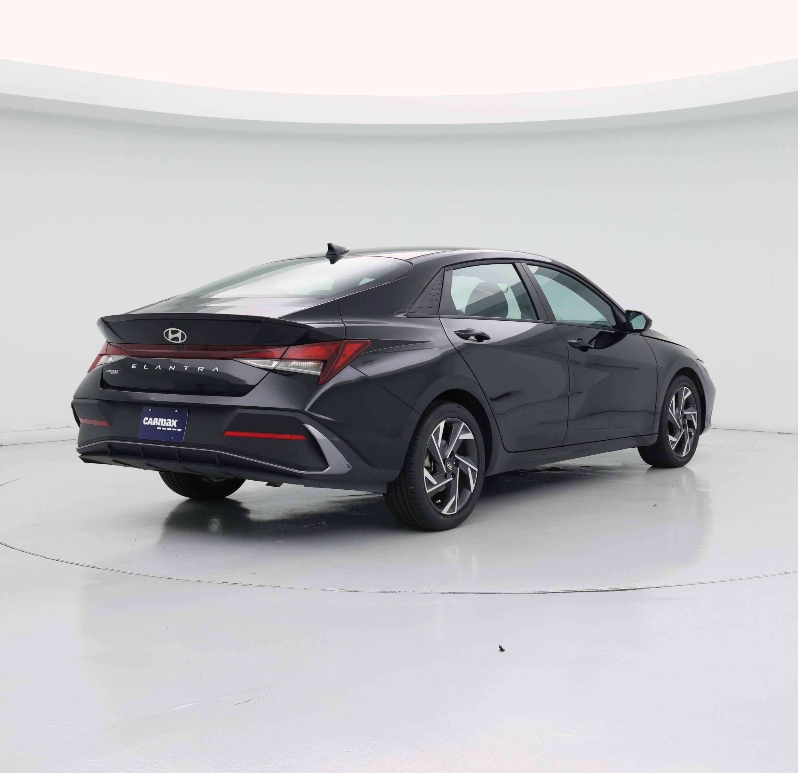 Thumbnail: 2025 Hyundai Elantra - 8