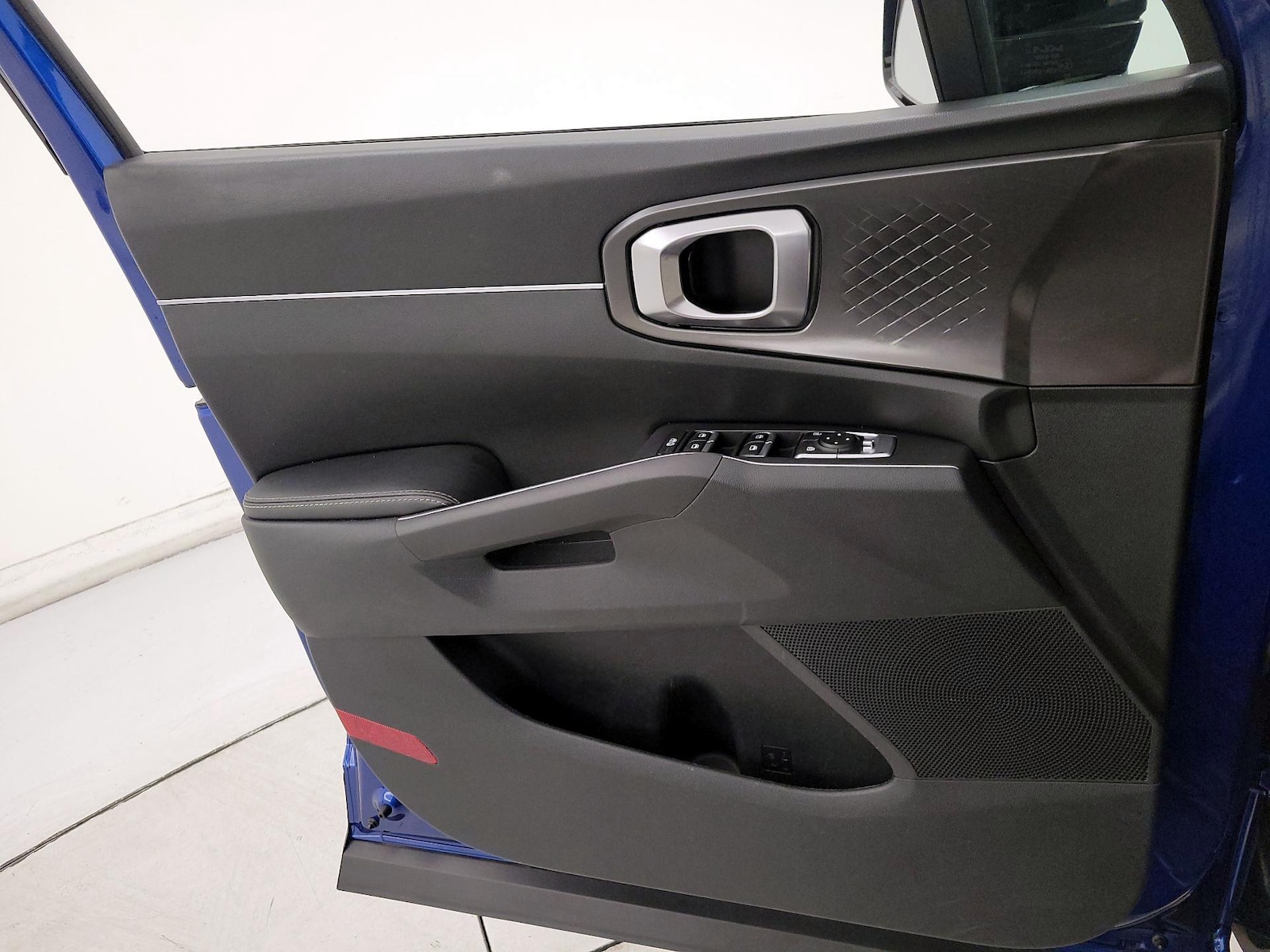 2023 Kia Sorento S - Photo 13