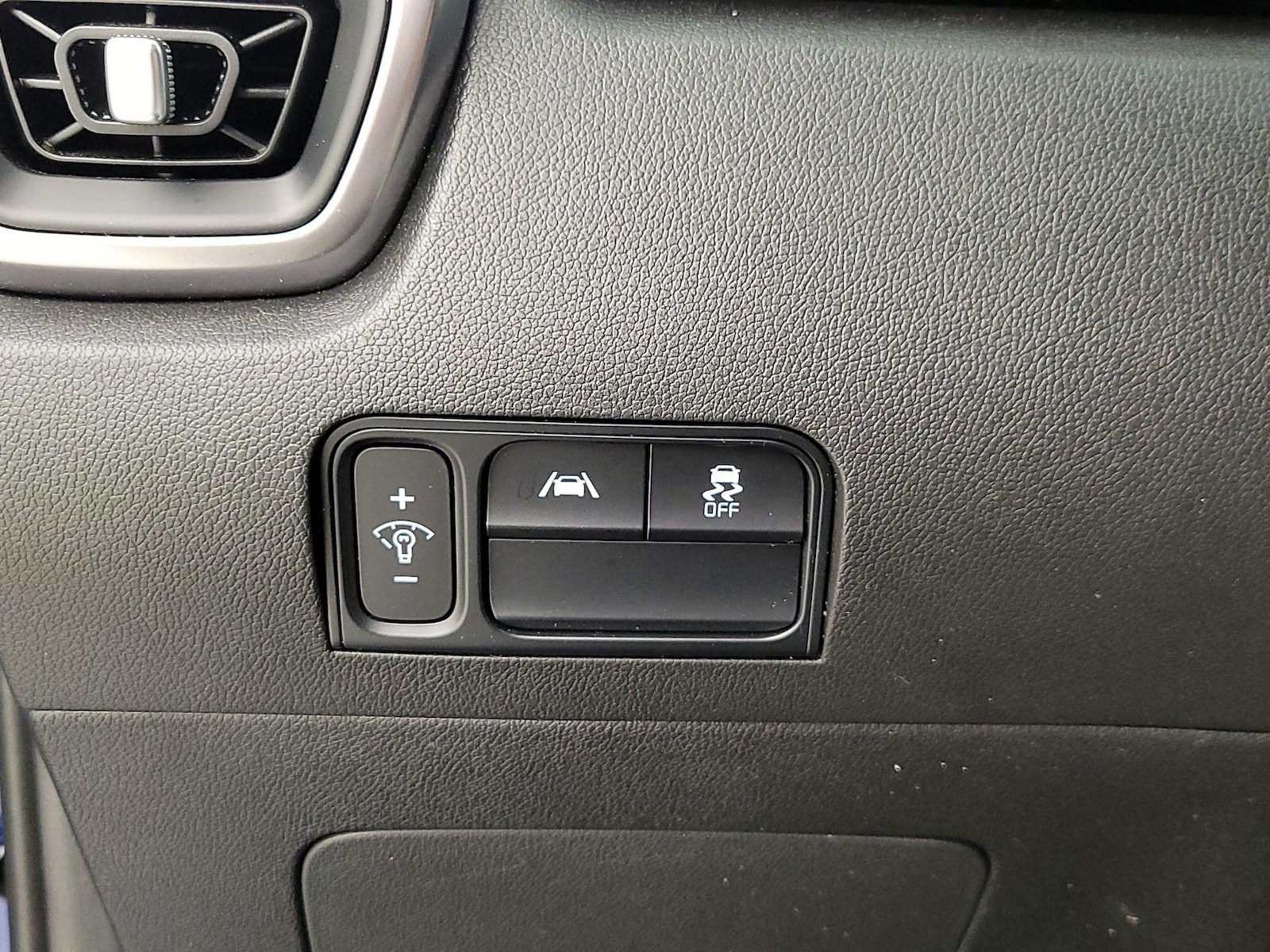 2023 Kia Sorento S - Photo 14