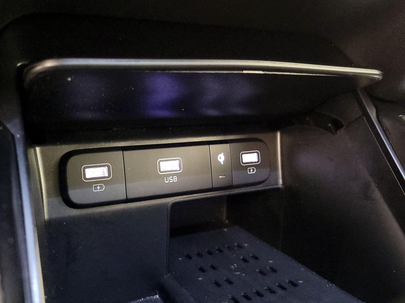 2023 Kia Sorento S - Photo 20