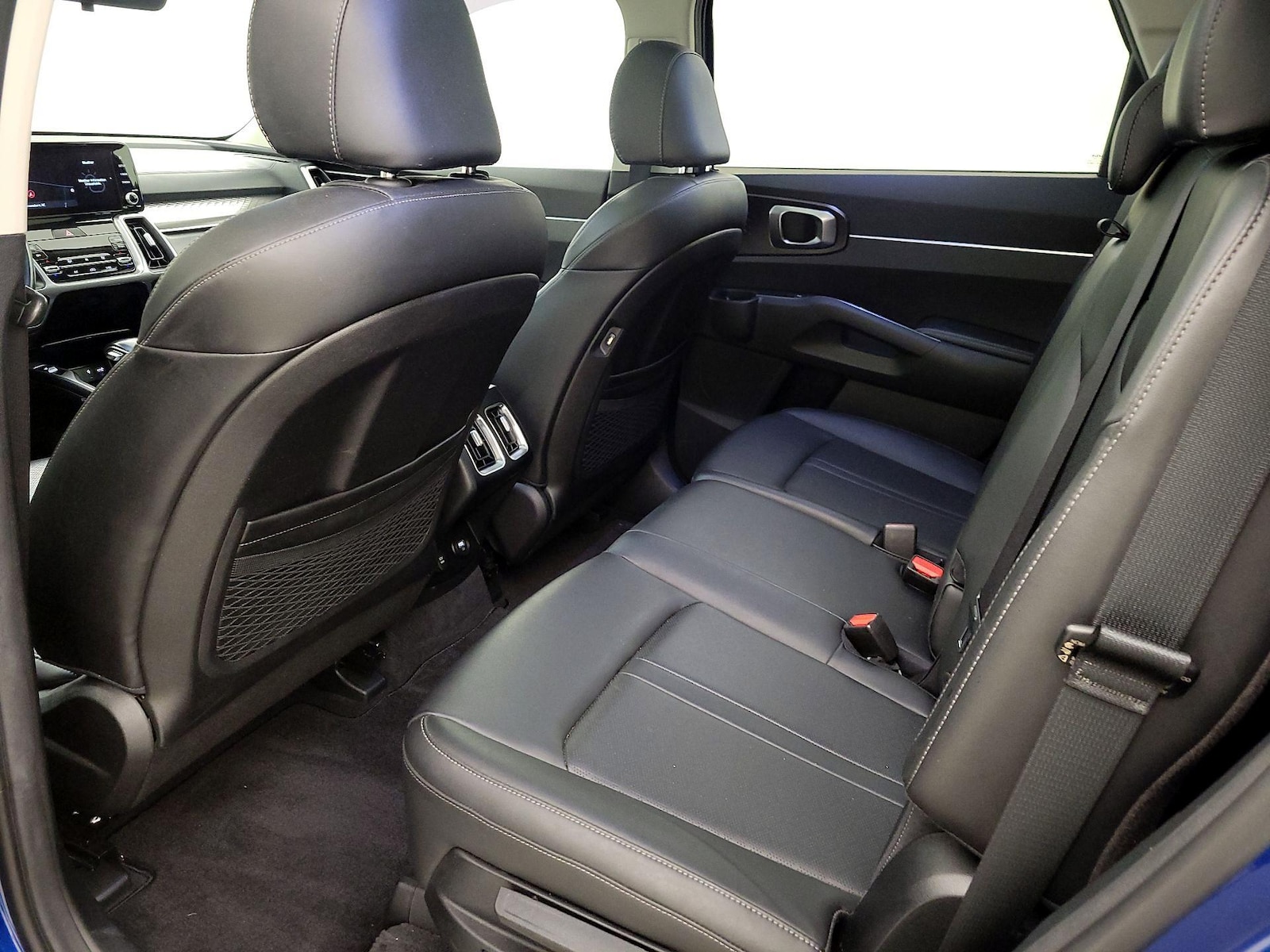 2023 Kia Sorento S - Photo 22
