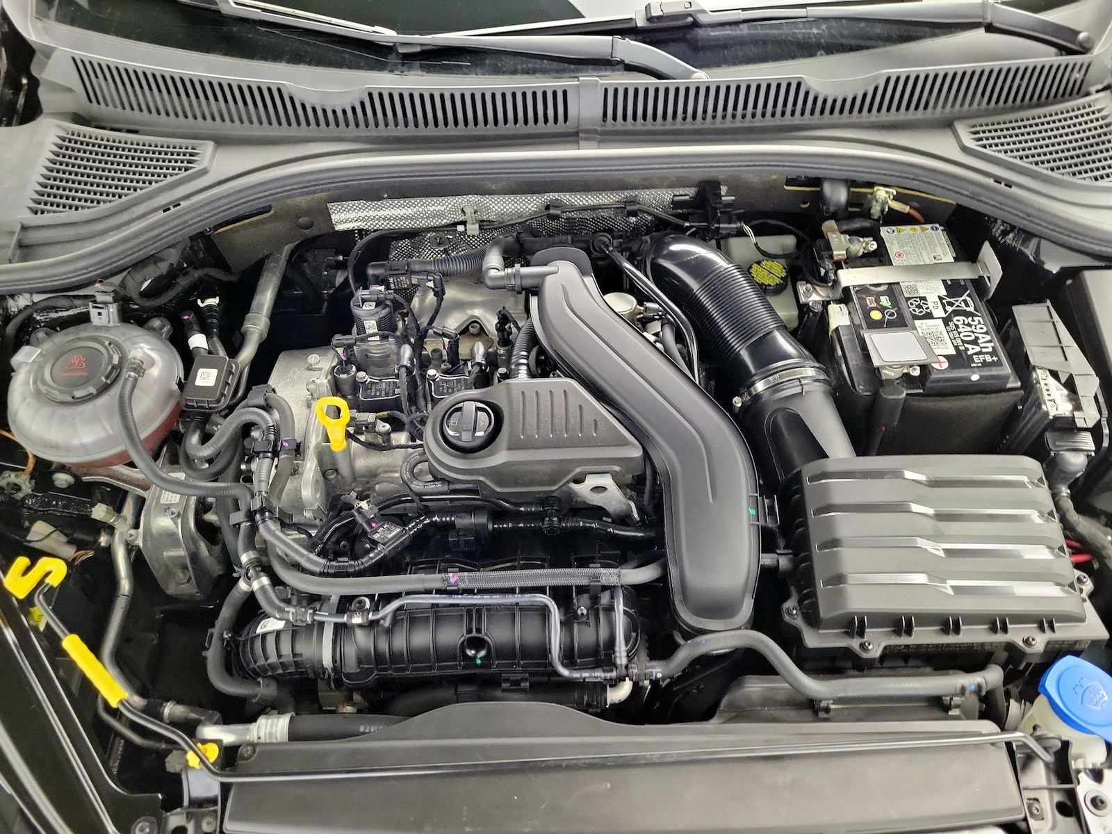 2024 Volkswagen Jetta SE - Photo 22