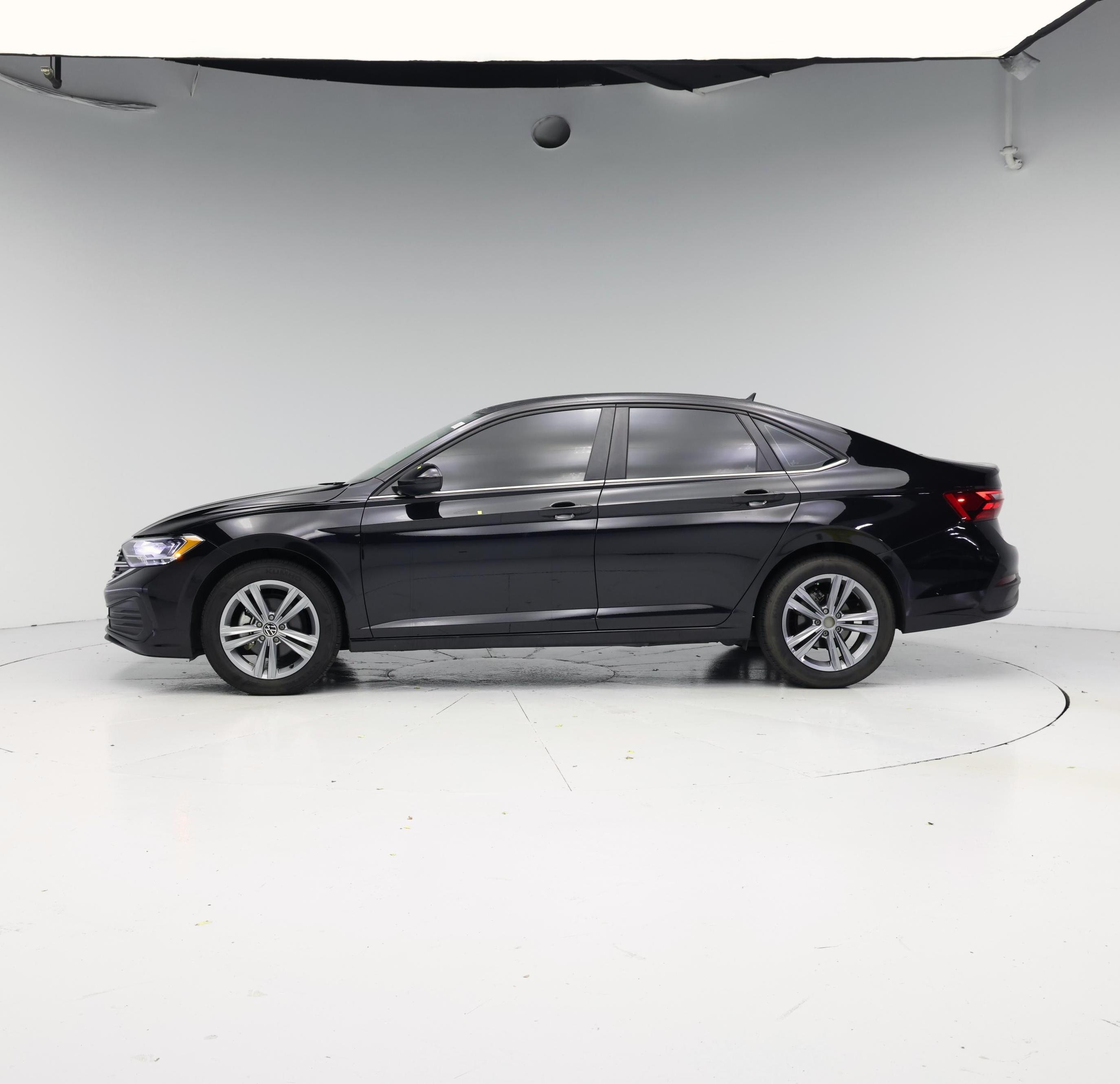 Thumbnail: 2024 Volkswagen Jetta - 3