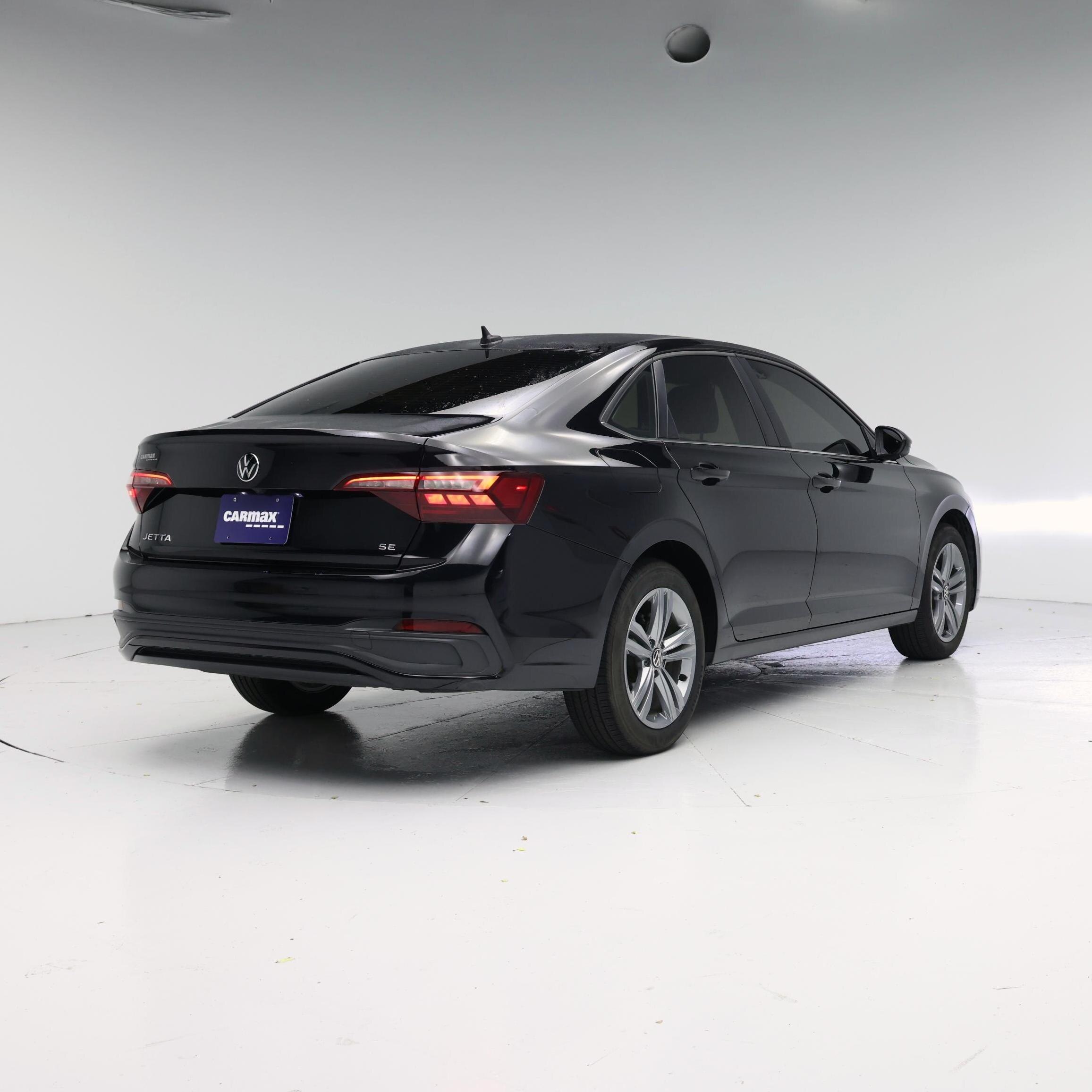 Thumbnail: 2024 Volkswagen Jetta - 8