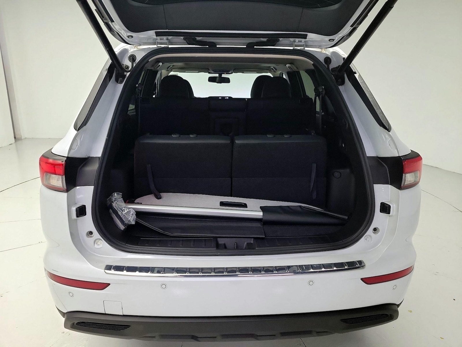 2024 Mitsubishi Outlander SE - Photo 24