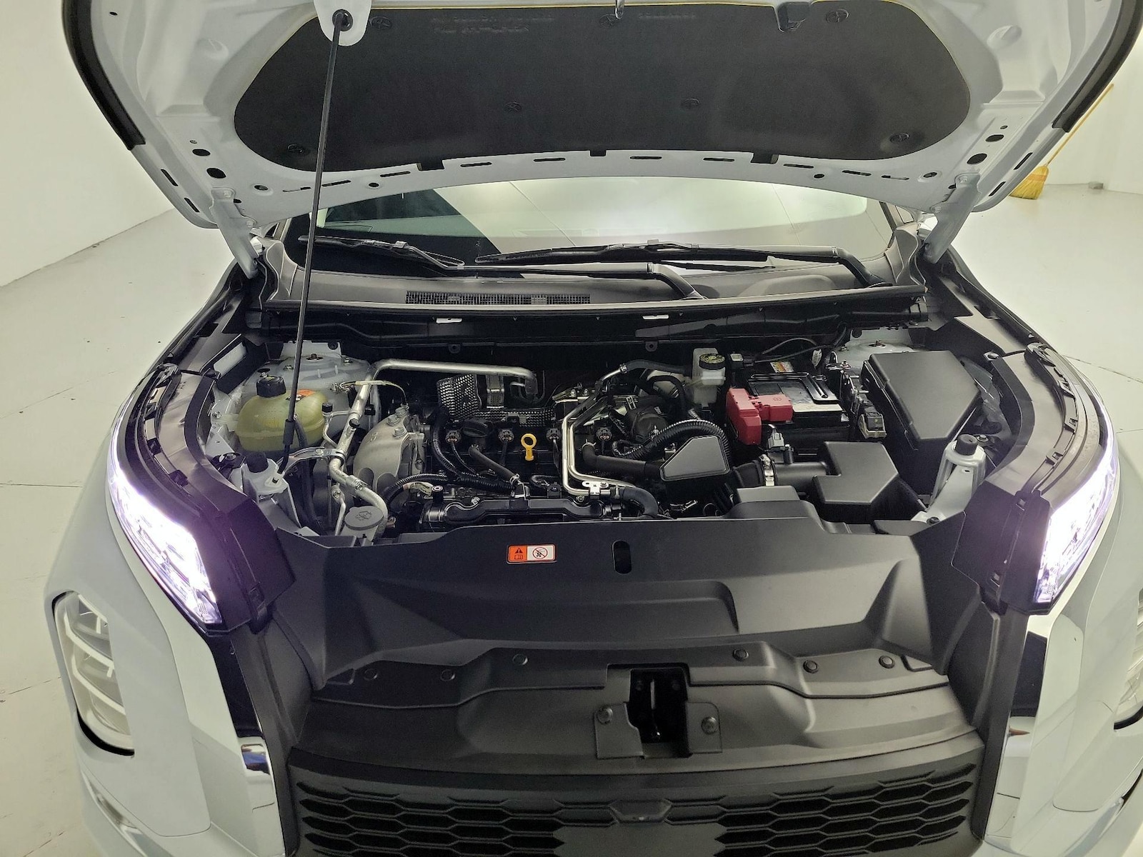 2024 Mitsubishi Outlander SE - Photo 26