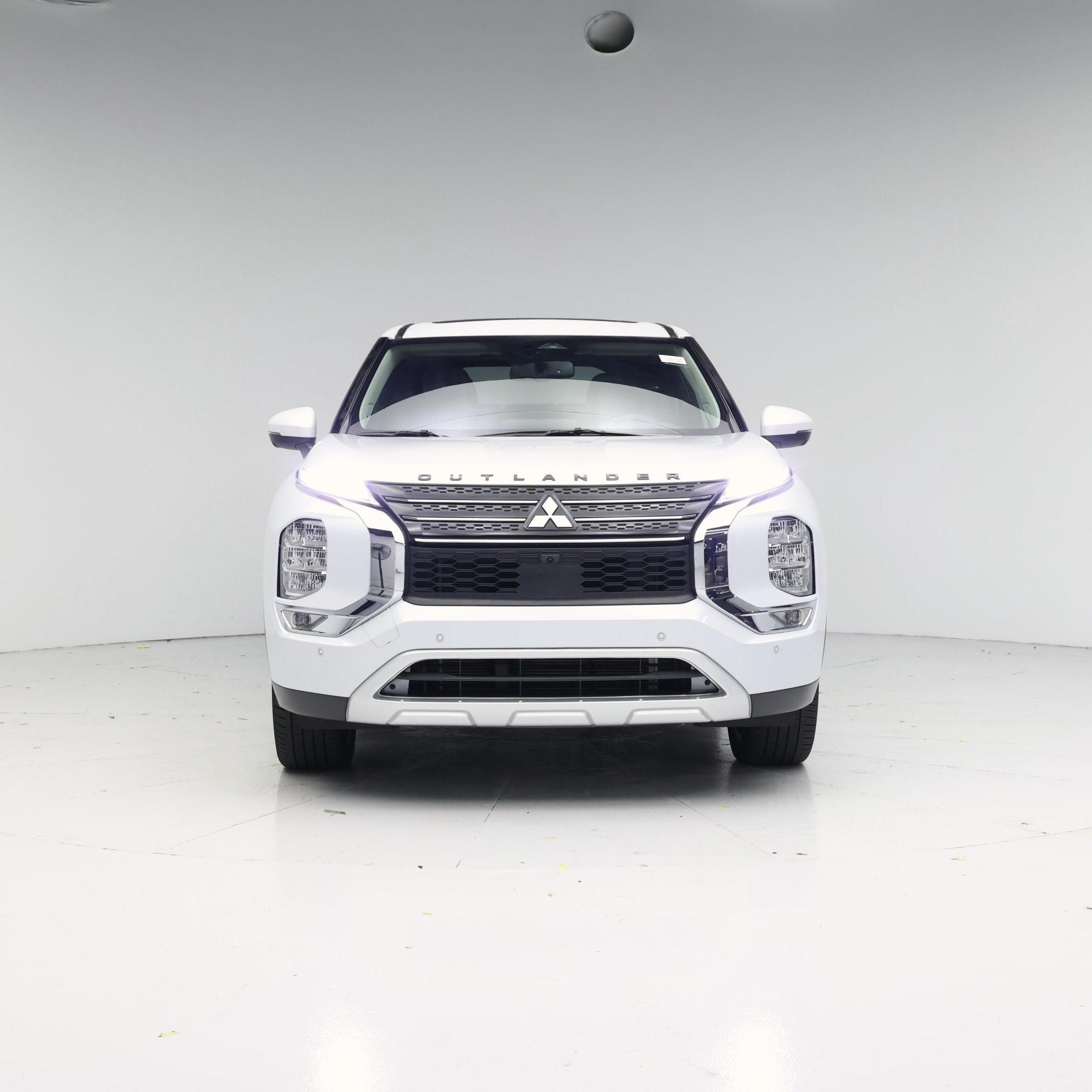 Thumbnail: 2024 Mitsubishi Outlander - 5