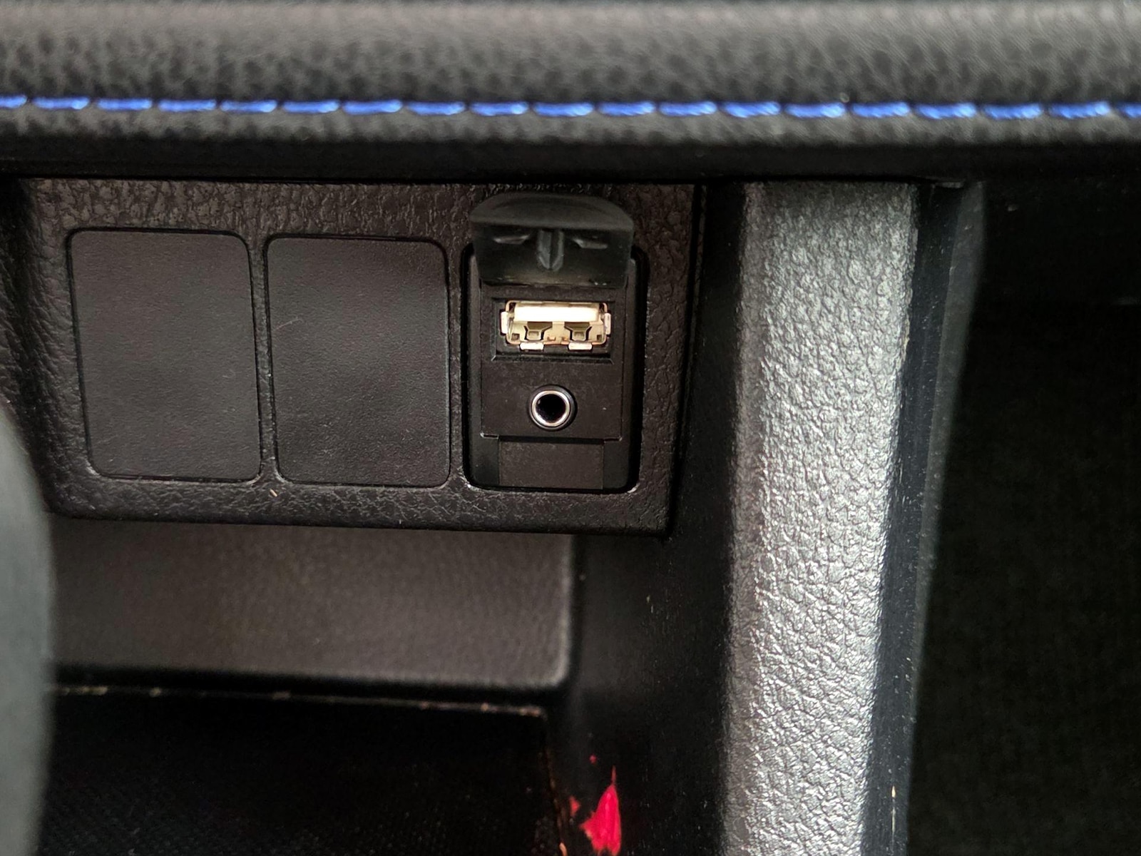 2017 Toyota Corolla SE - Photo 19