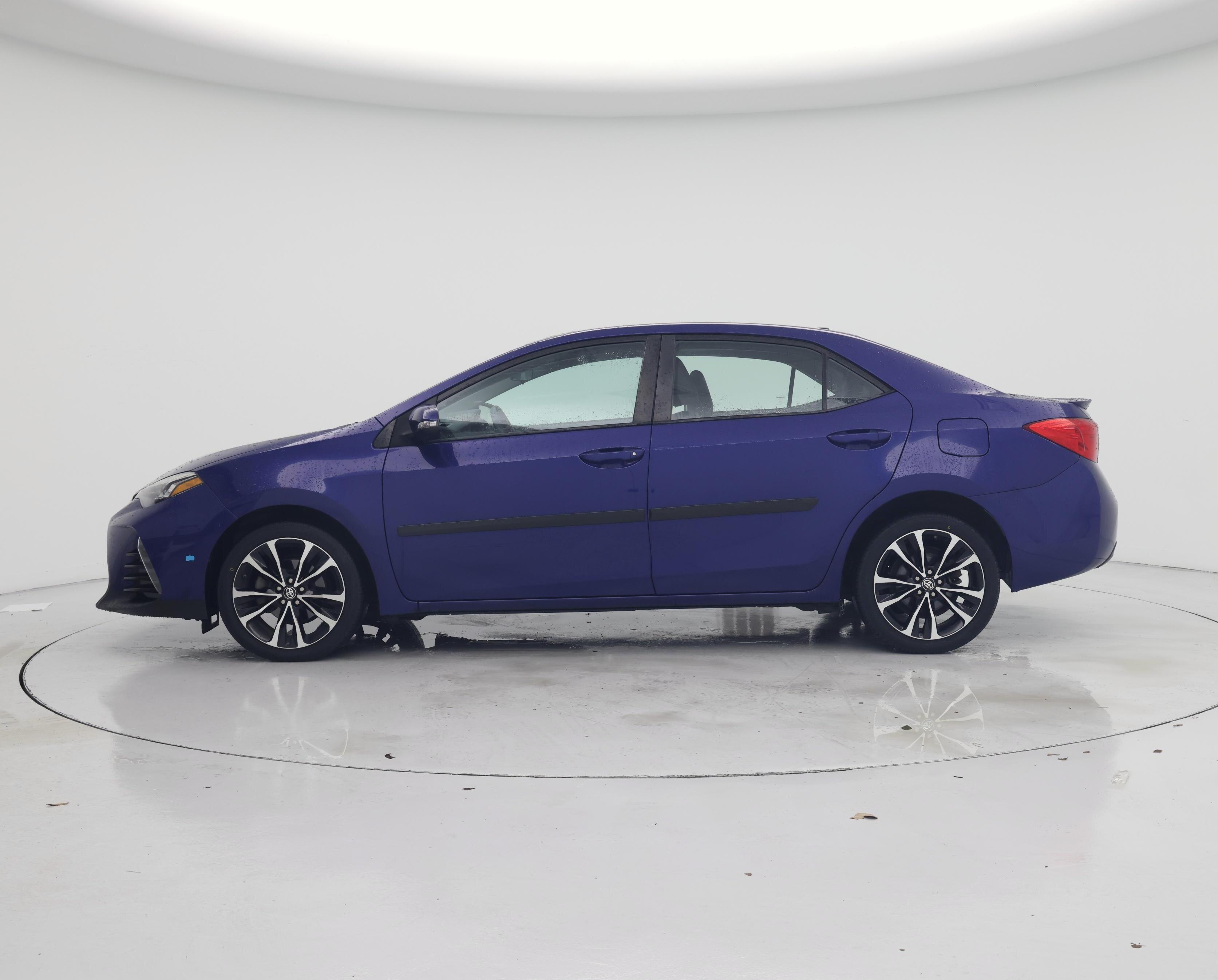 Thumbnail: 2017 Toyota Corolla - 3
