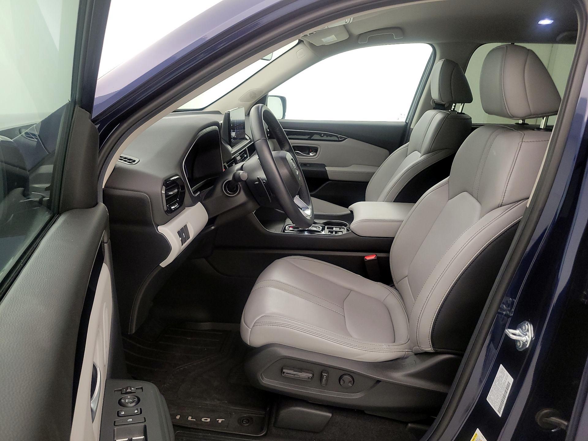 Thumbnail: 2025 Honda Pilot - 11