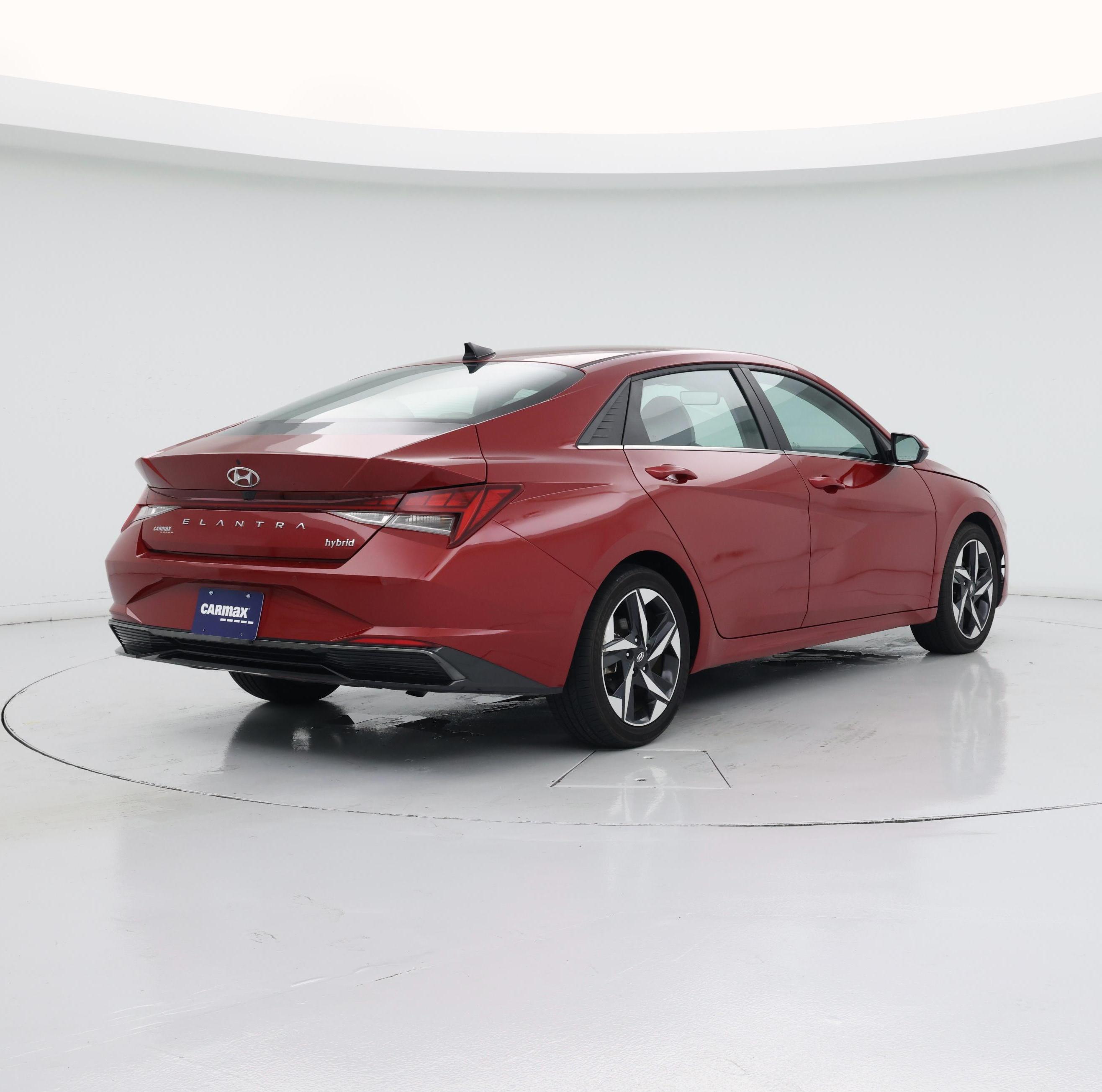 Thumbnail: 2023 Hyundai Elantra - 8