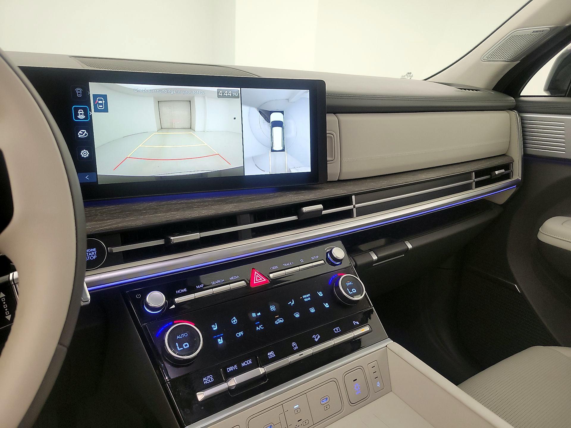 Thumbnail: 2025 Hyundai Santa Fe - 15