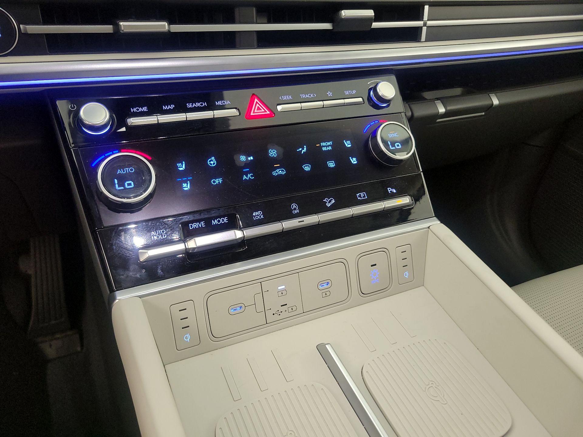Thumbnail: 2025 Hyundai Santa Fe - 17