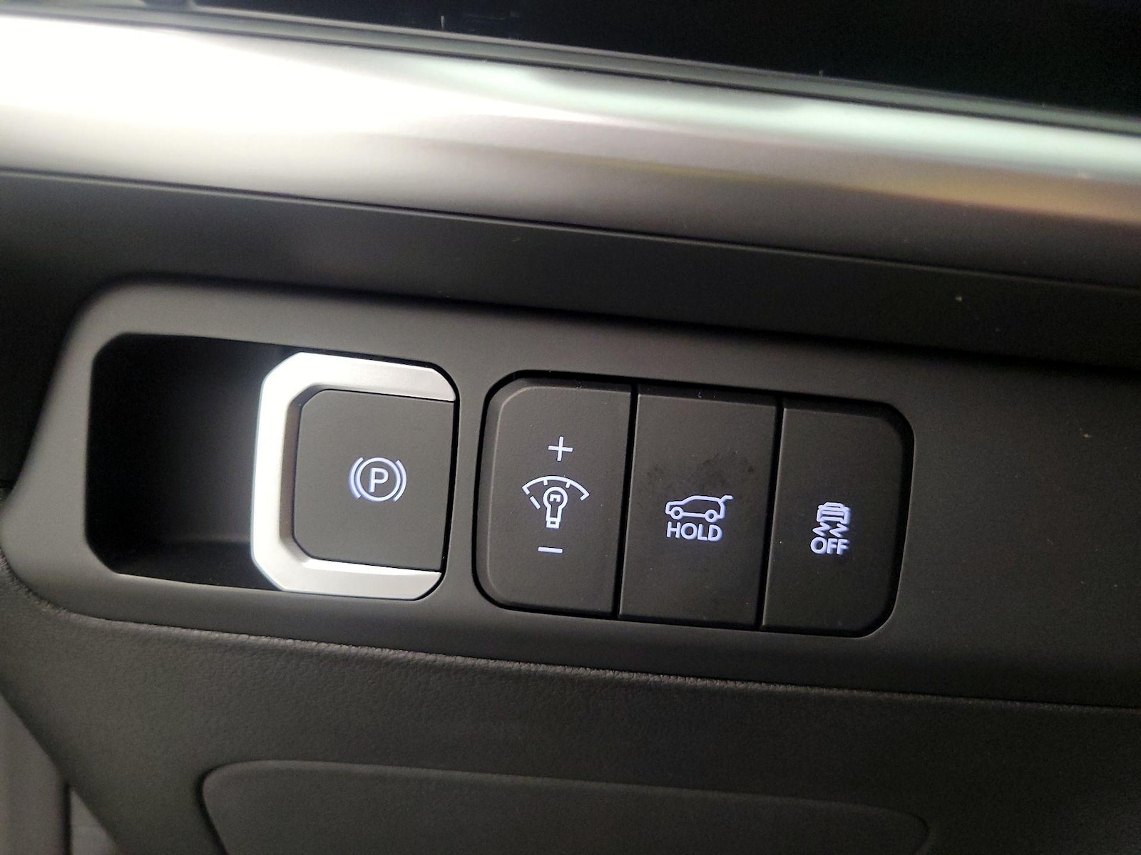 2025 Hyundai Santa Fe SE - Photo 14