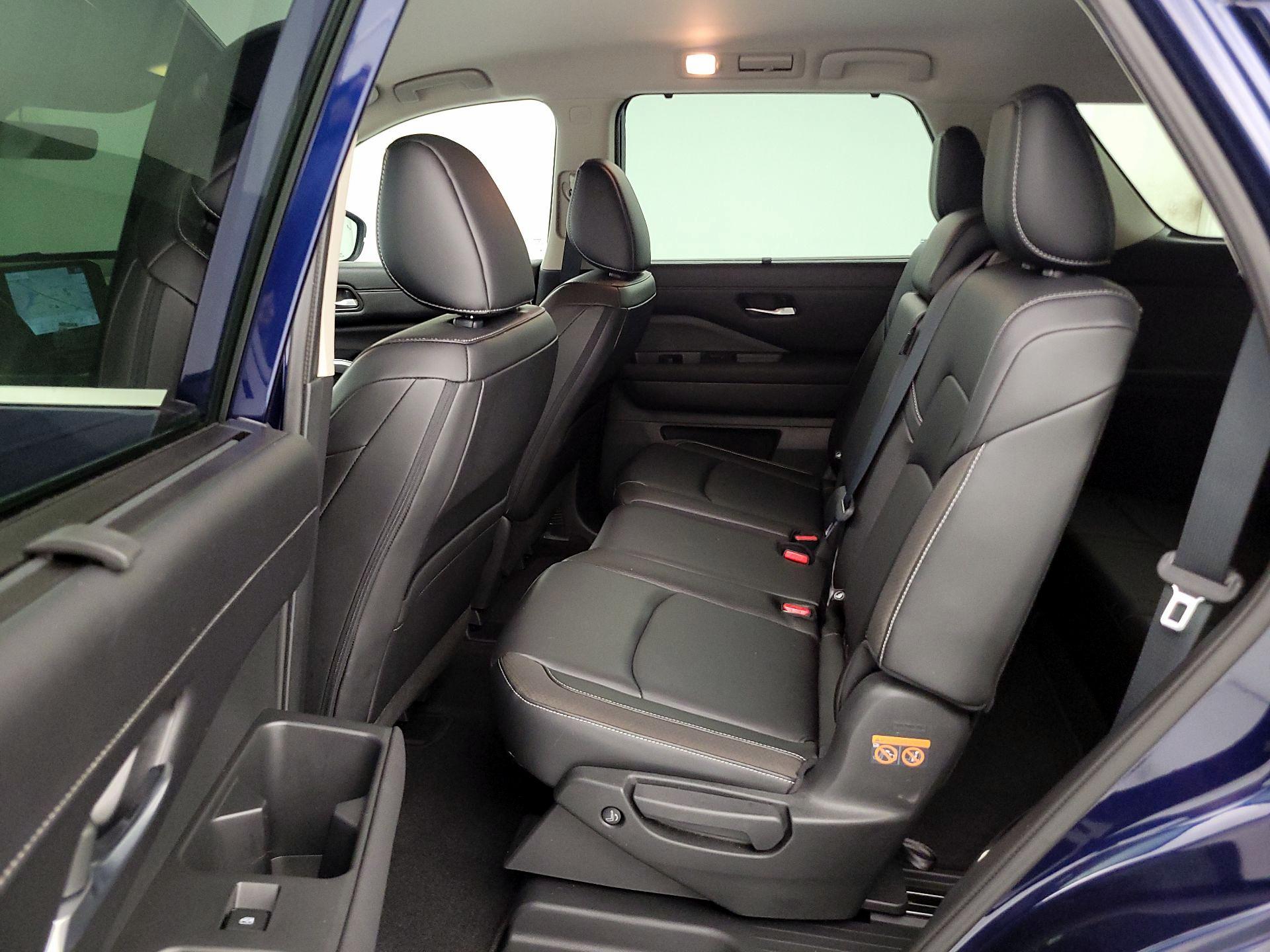 Thumbnail: 2024 Nissan Pathfinder - 20