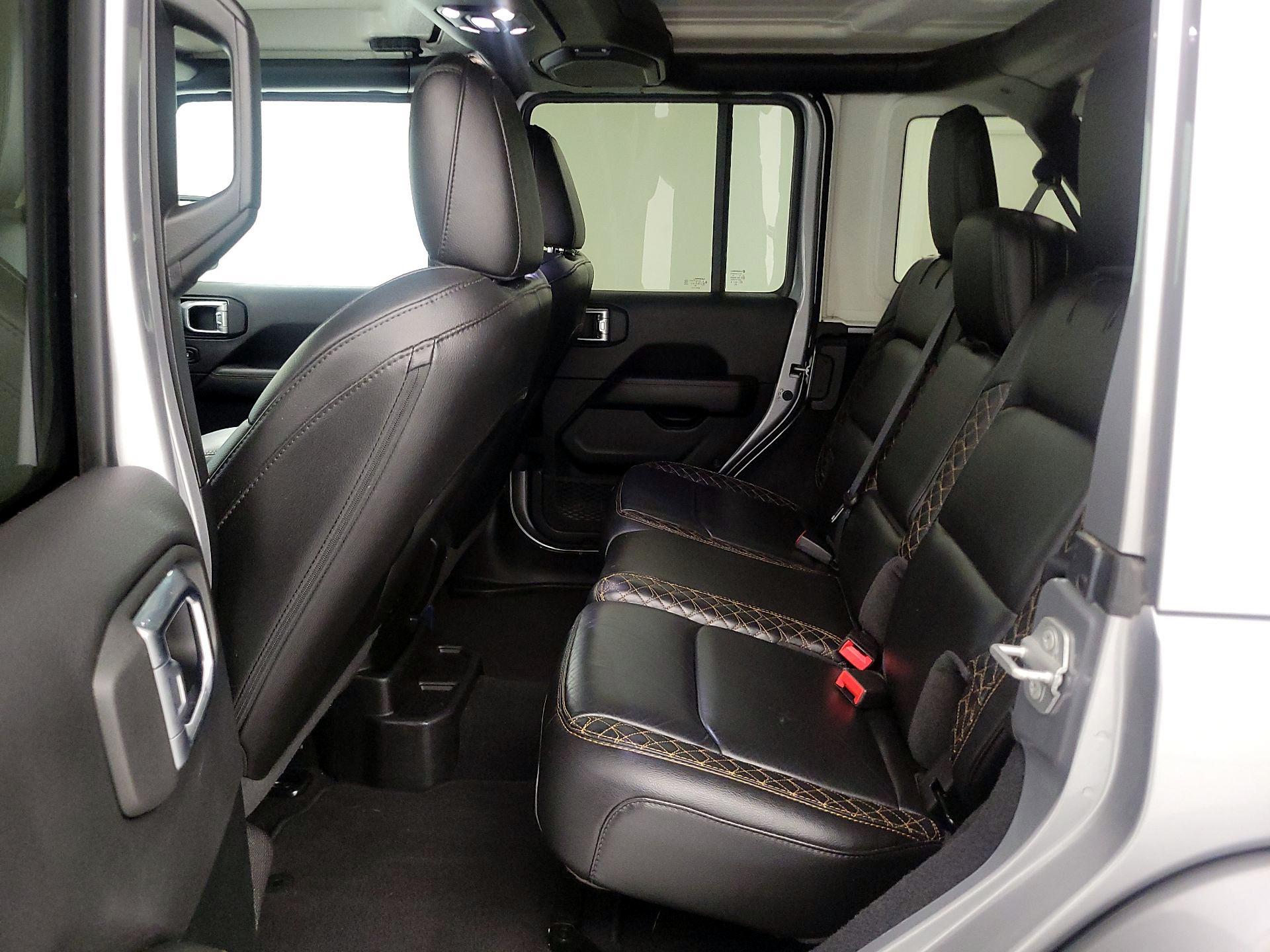 Thumbnail: 2021 Jeep Wrangler - 20