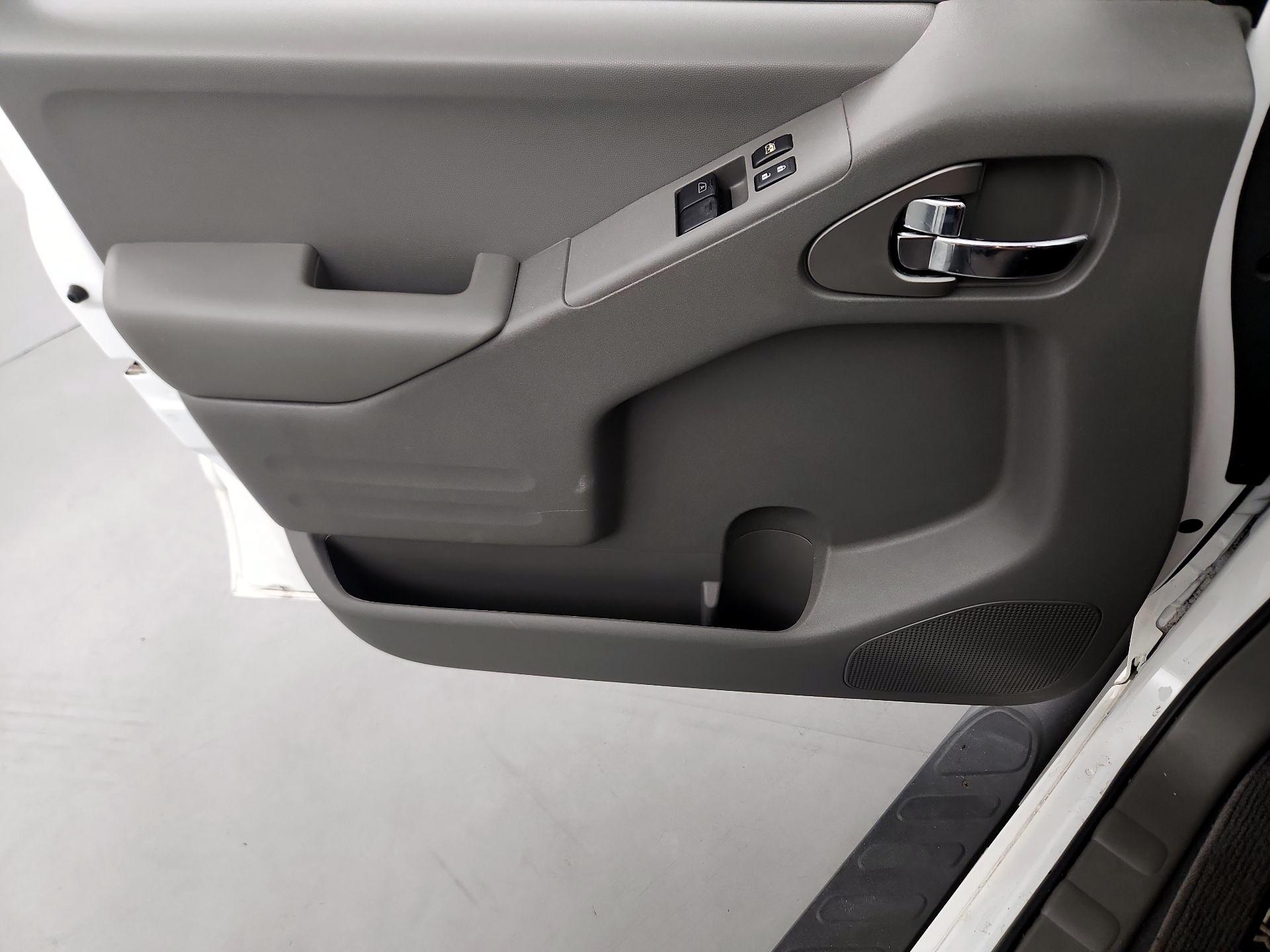 Thumbnail: 2020 Nissan Frontier - 12