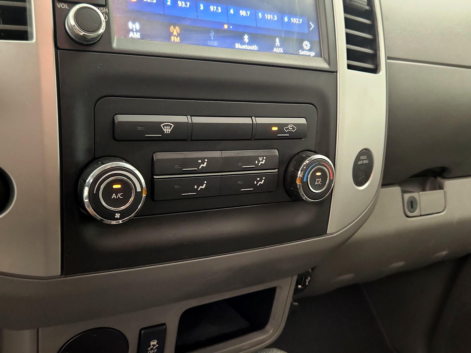 Thumbnail: 2020 Nissan Frontier - 16